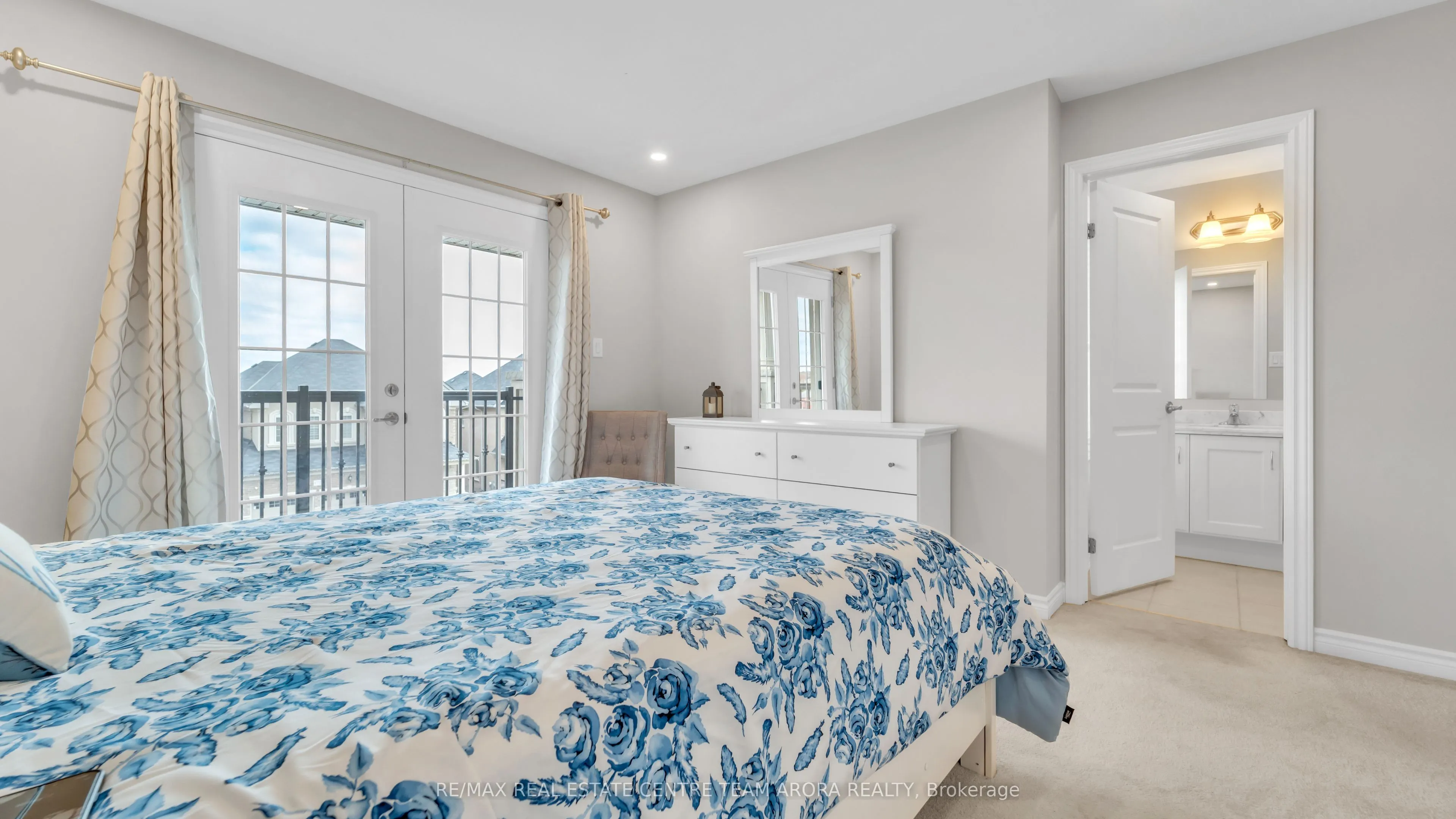 450 Brisdale Drive