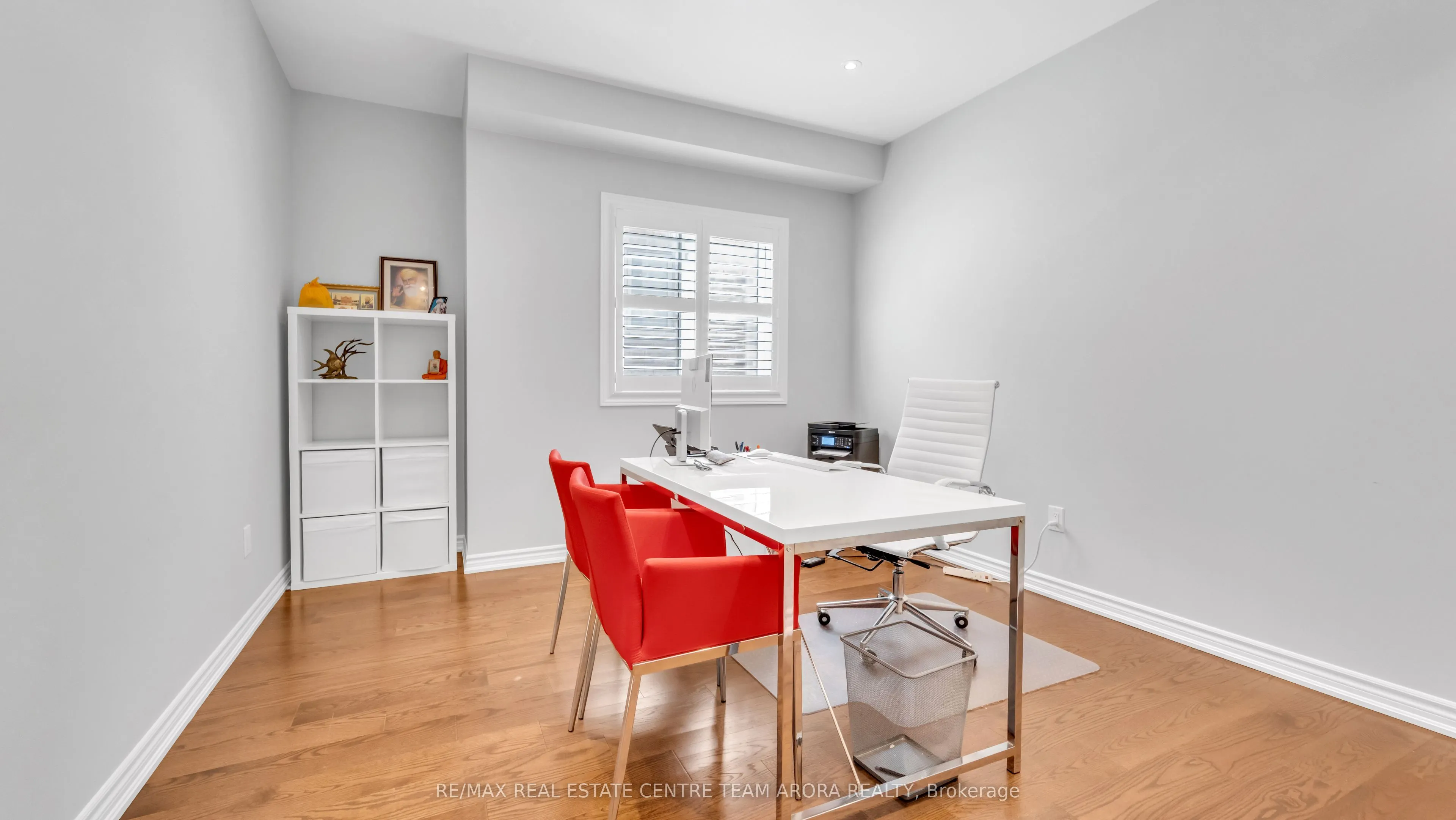 450 Brisdale Drive