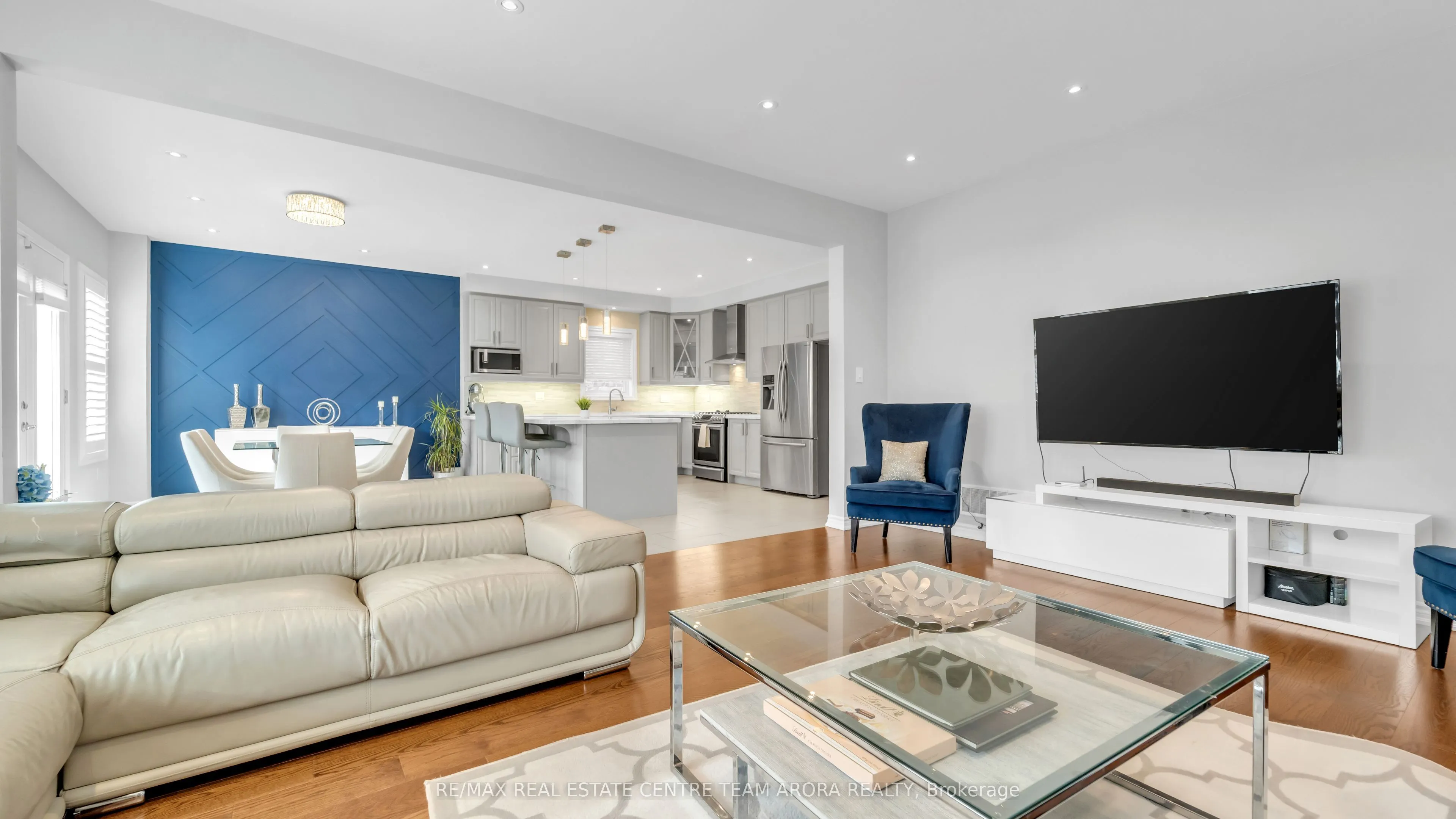 450 Brisdale Drive
