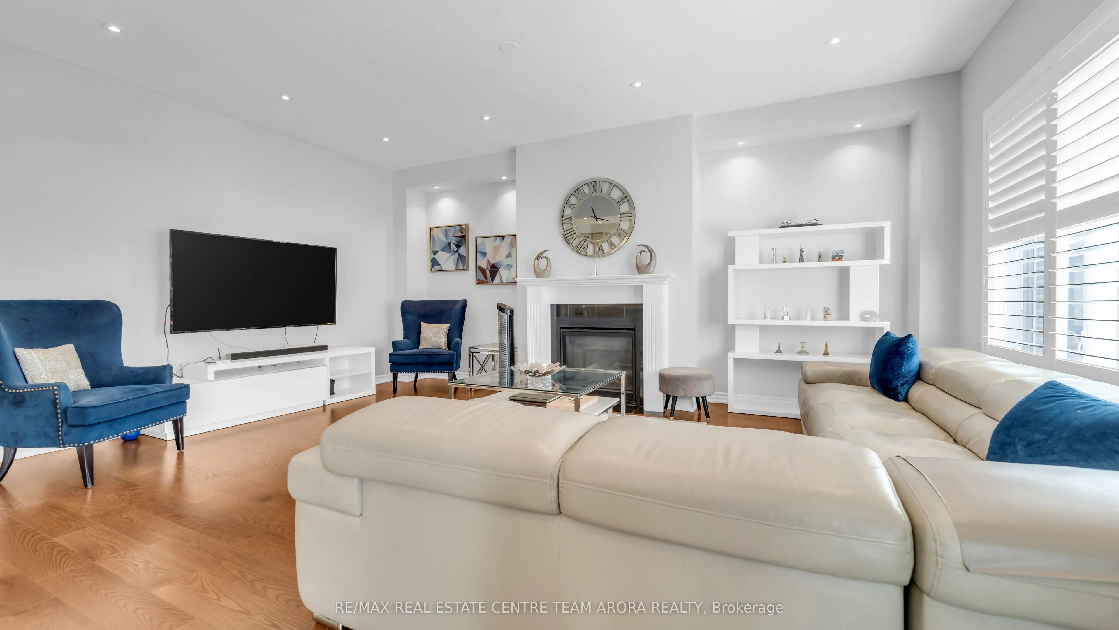450 Brisdale Drive