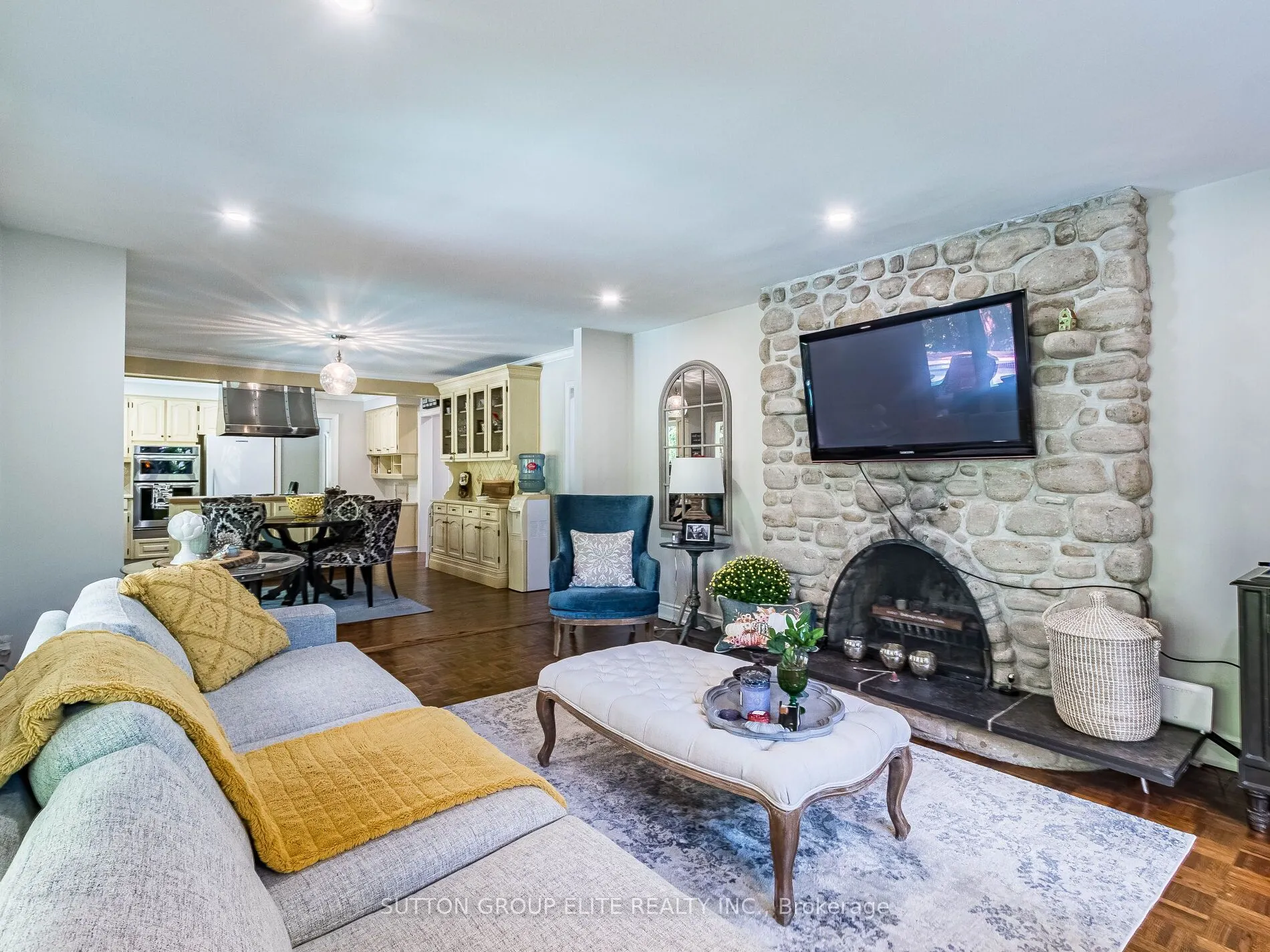 2269 Shardawn Mews