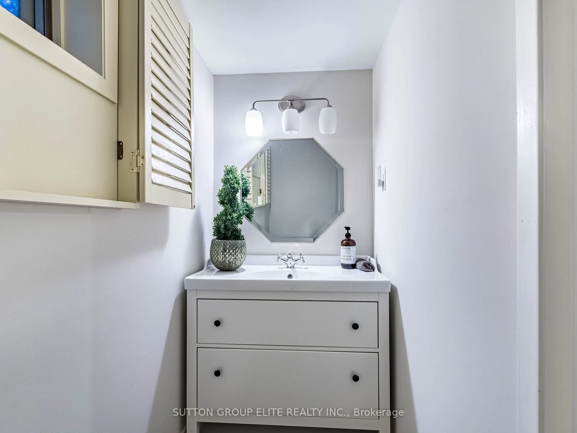 2269 Shardawn Mews