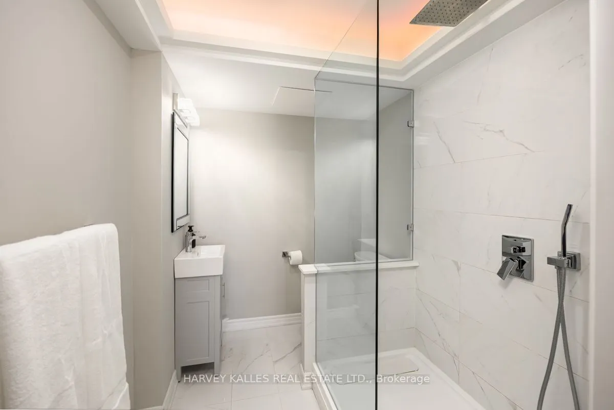 2055 Upper Middle Road, #609