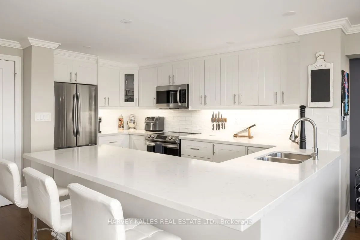 2055 Upper Middle Road, #609
