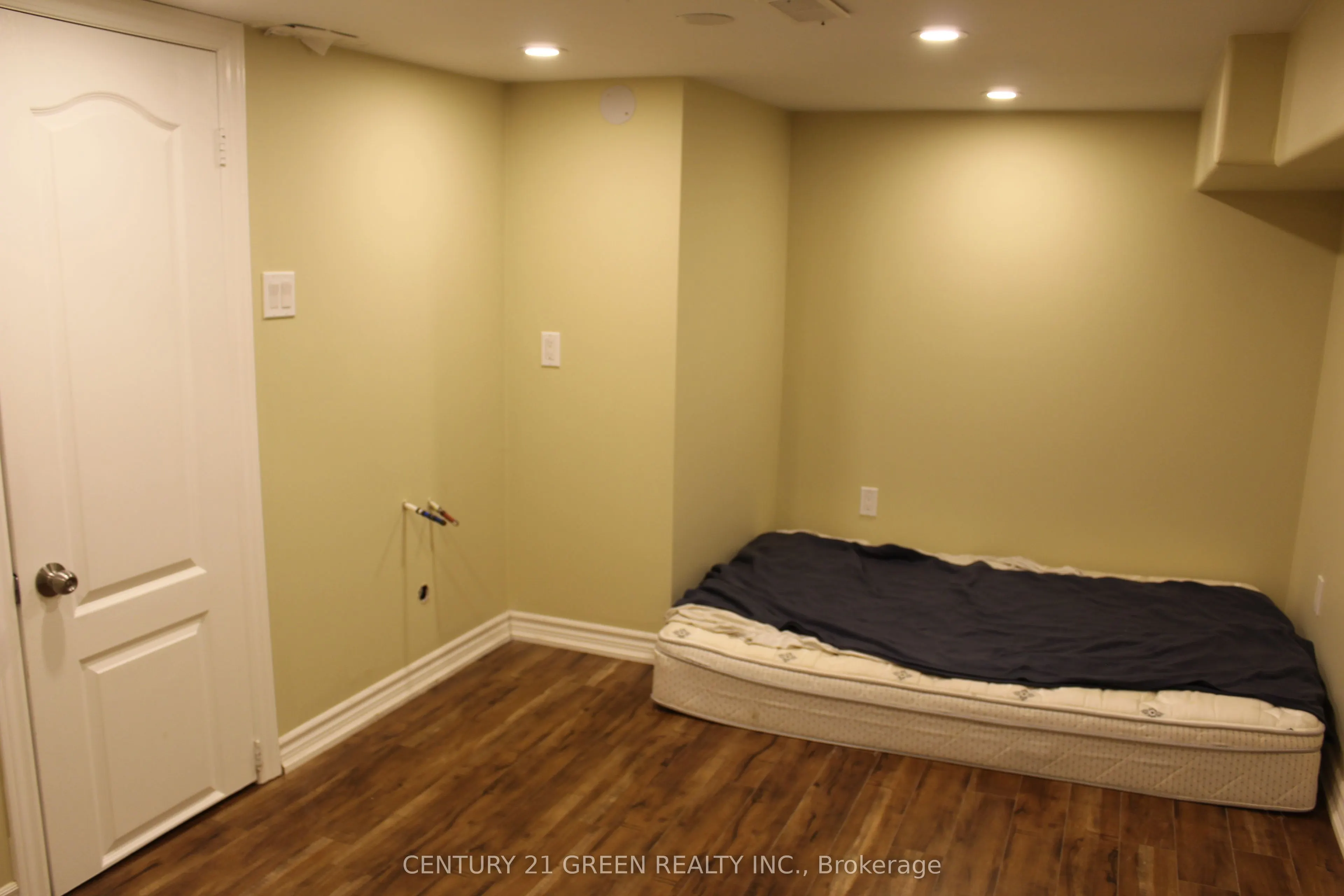 44 Prairie Creek Crescent, #Basement