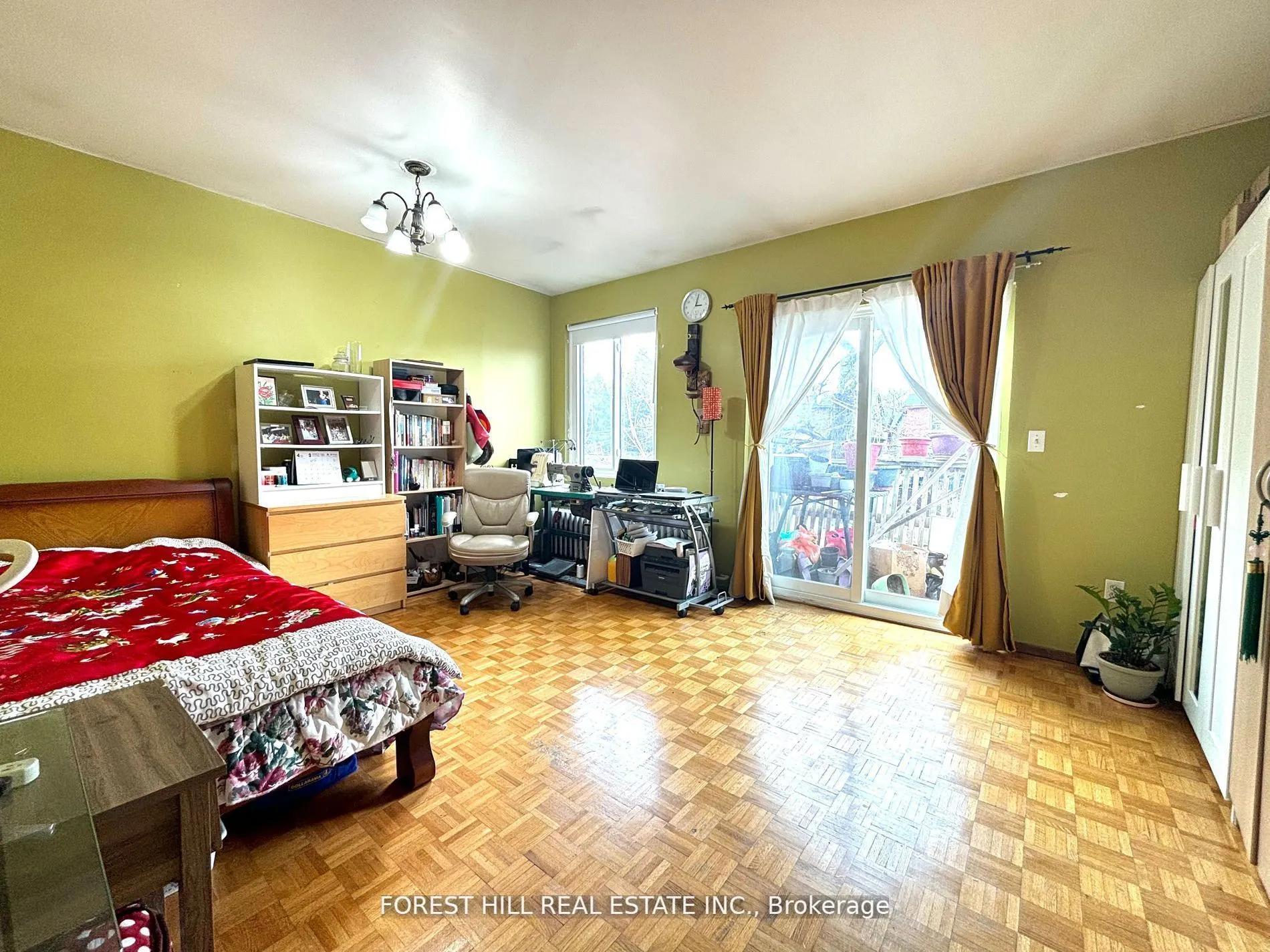1046 Dovercourt Road