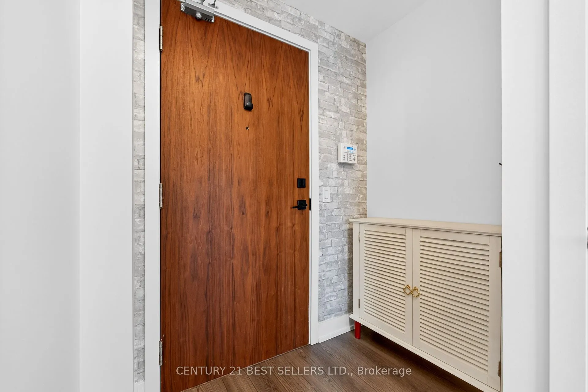 8 Ann Street, #308