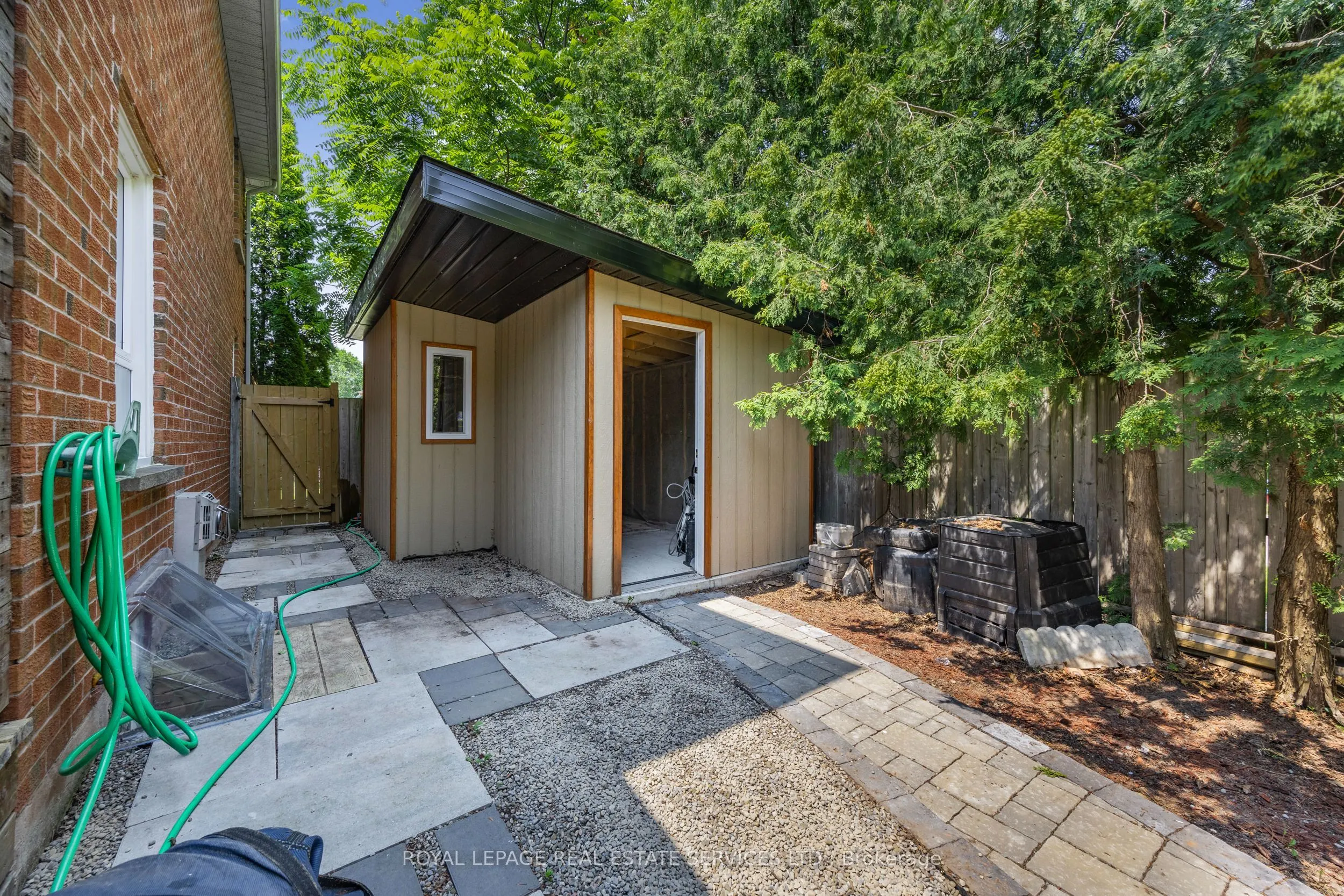 3551 Wass Crescent