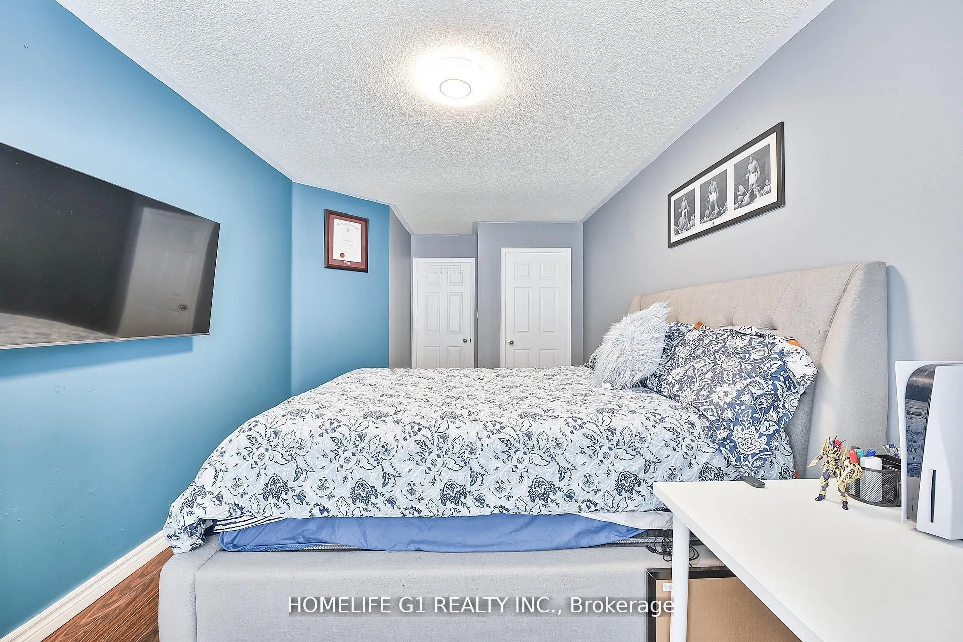 3817 Densbury Drive