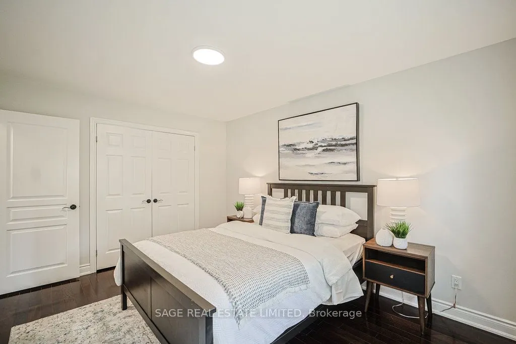 1106 Meredith Avenue