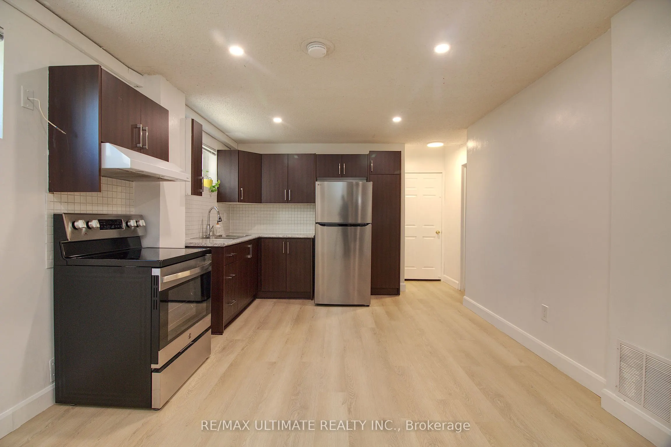 4135 Dunmow Crescent