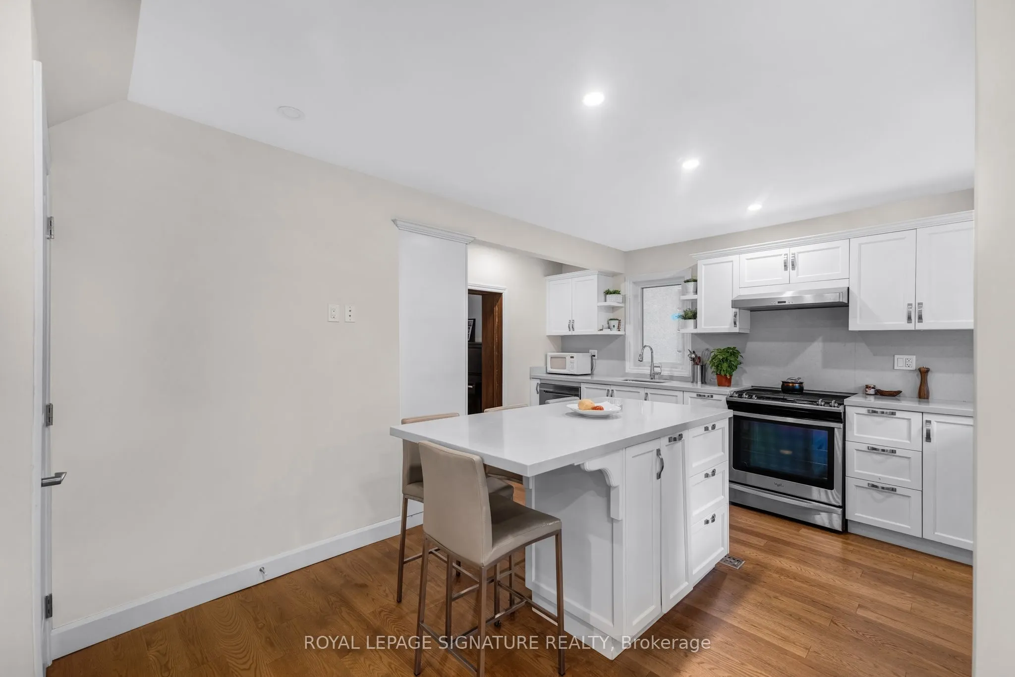 363 Ellis Park Road