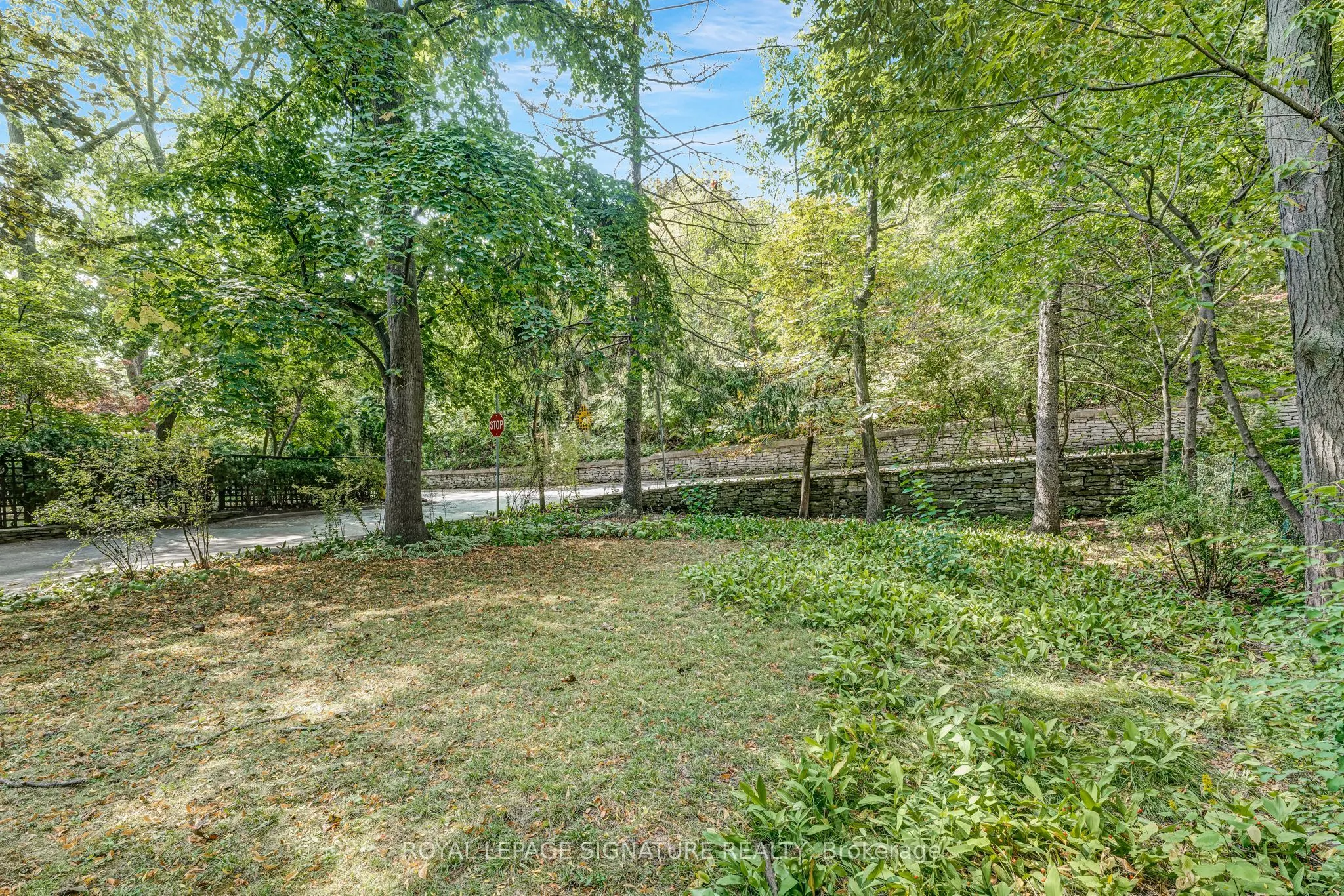 363 Ellis Park Road