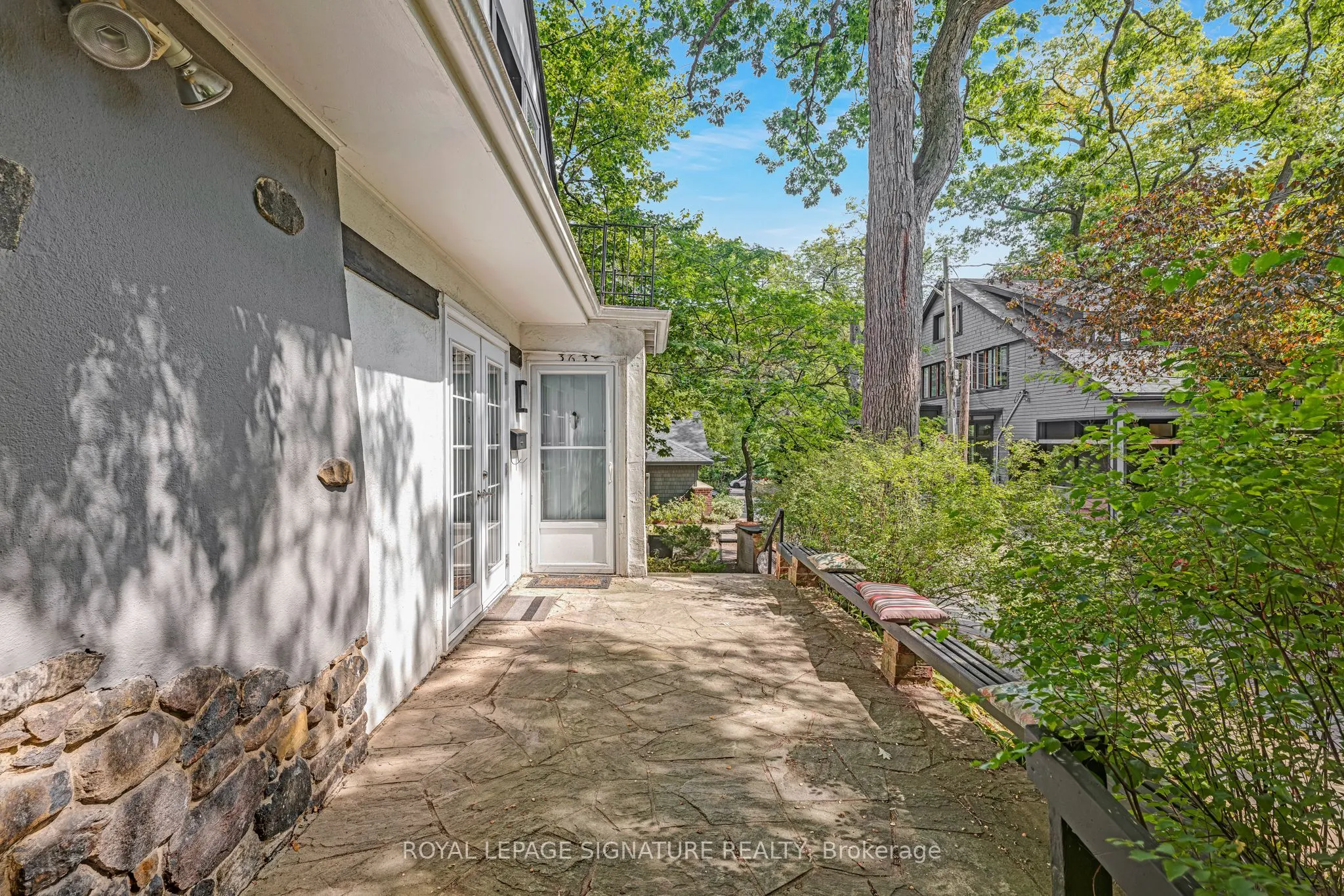 363 Ellis Park Road