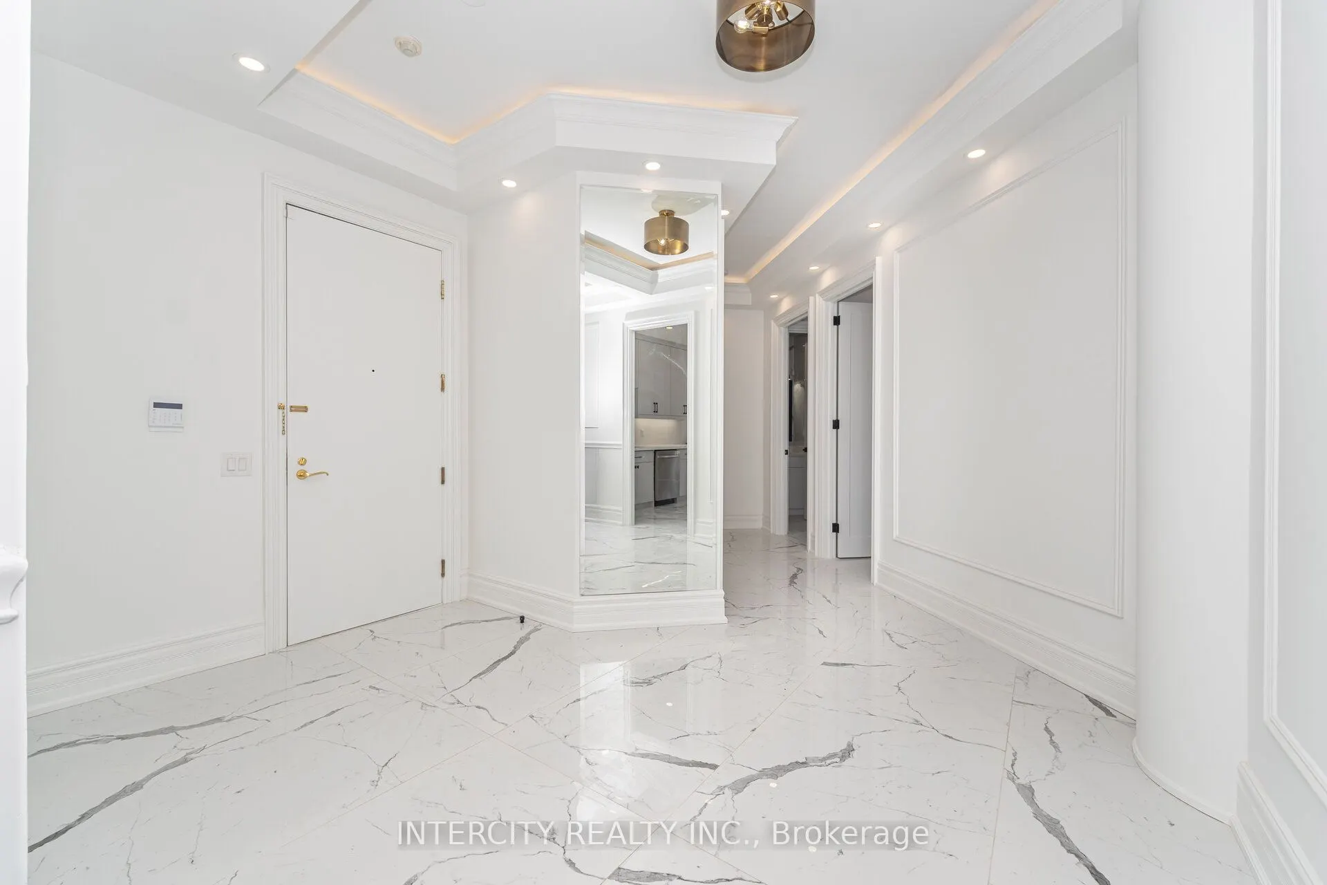 35 Kingsbridge Garden Circle, #TPH03