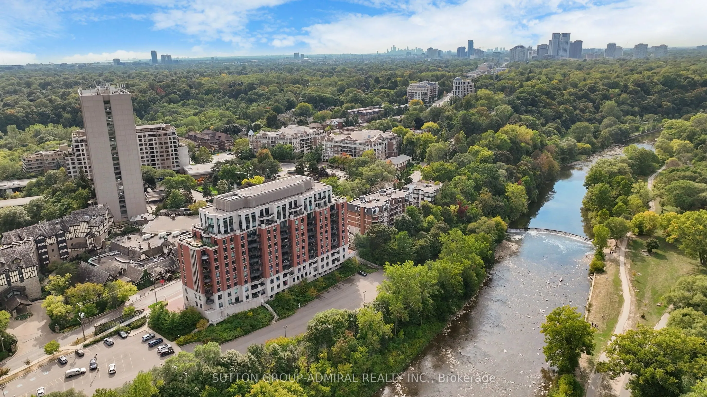 10 Old Mill Trail, #207