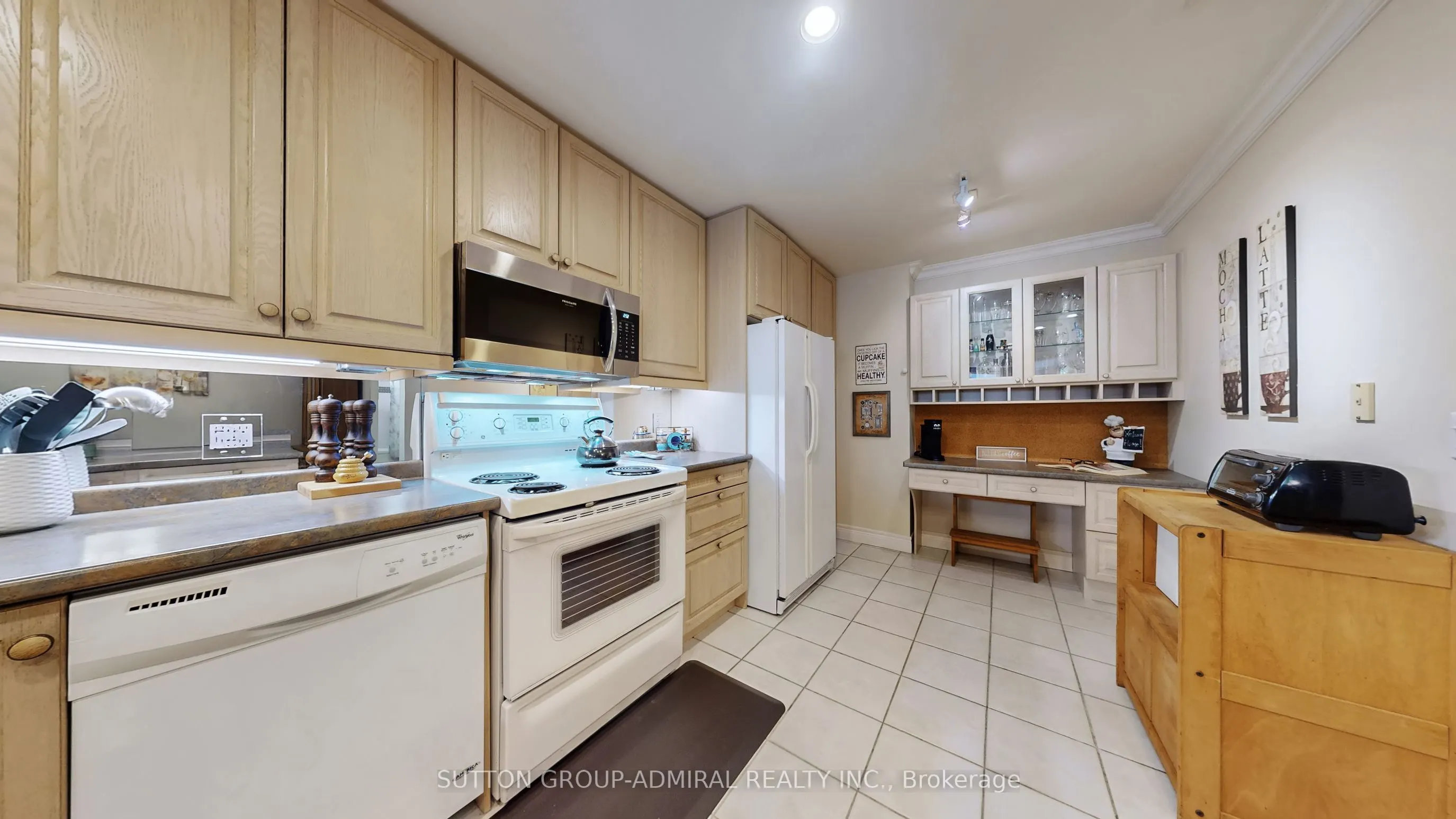 10 Old Mill Trail, #207