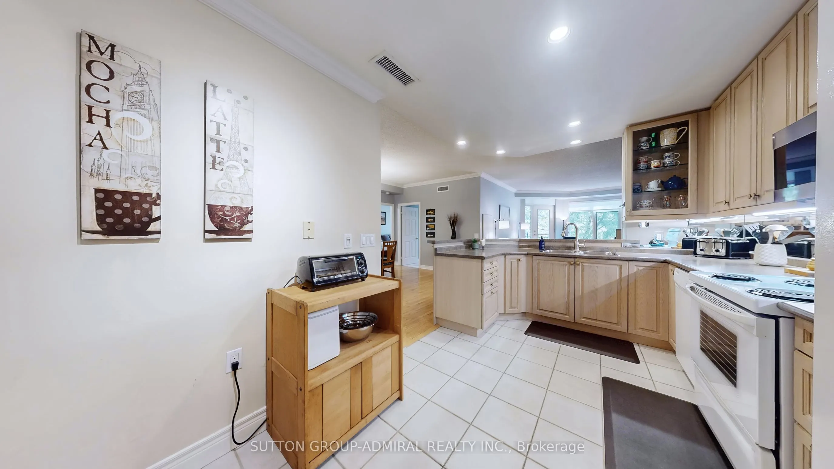 10 Old Mill Trail, #207