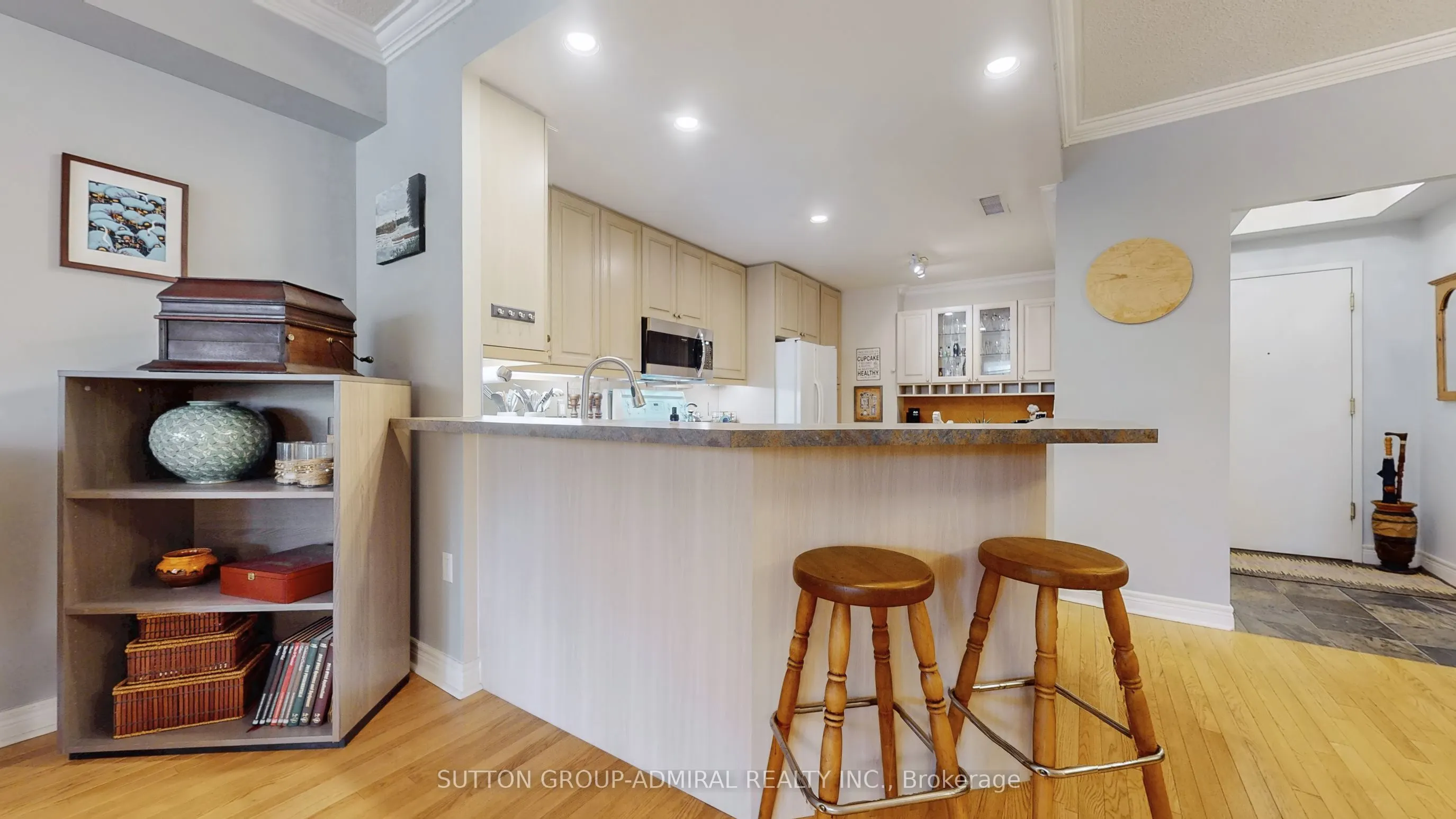 10 Old Mill Trail, #207