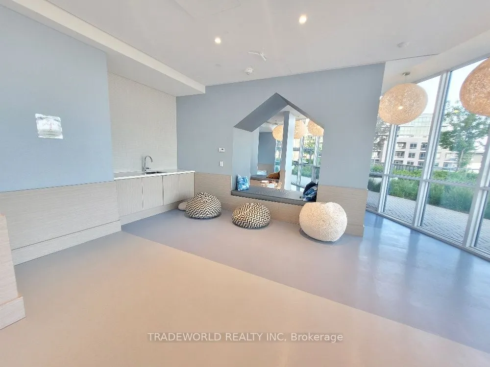 30 Gibbs Road, #703