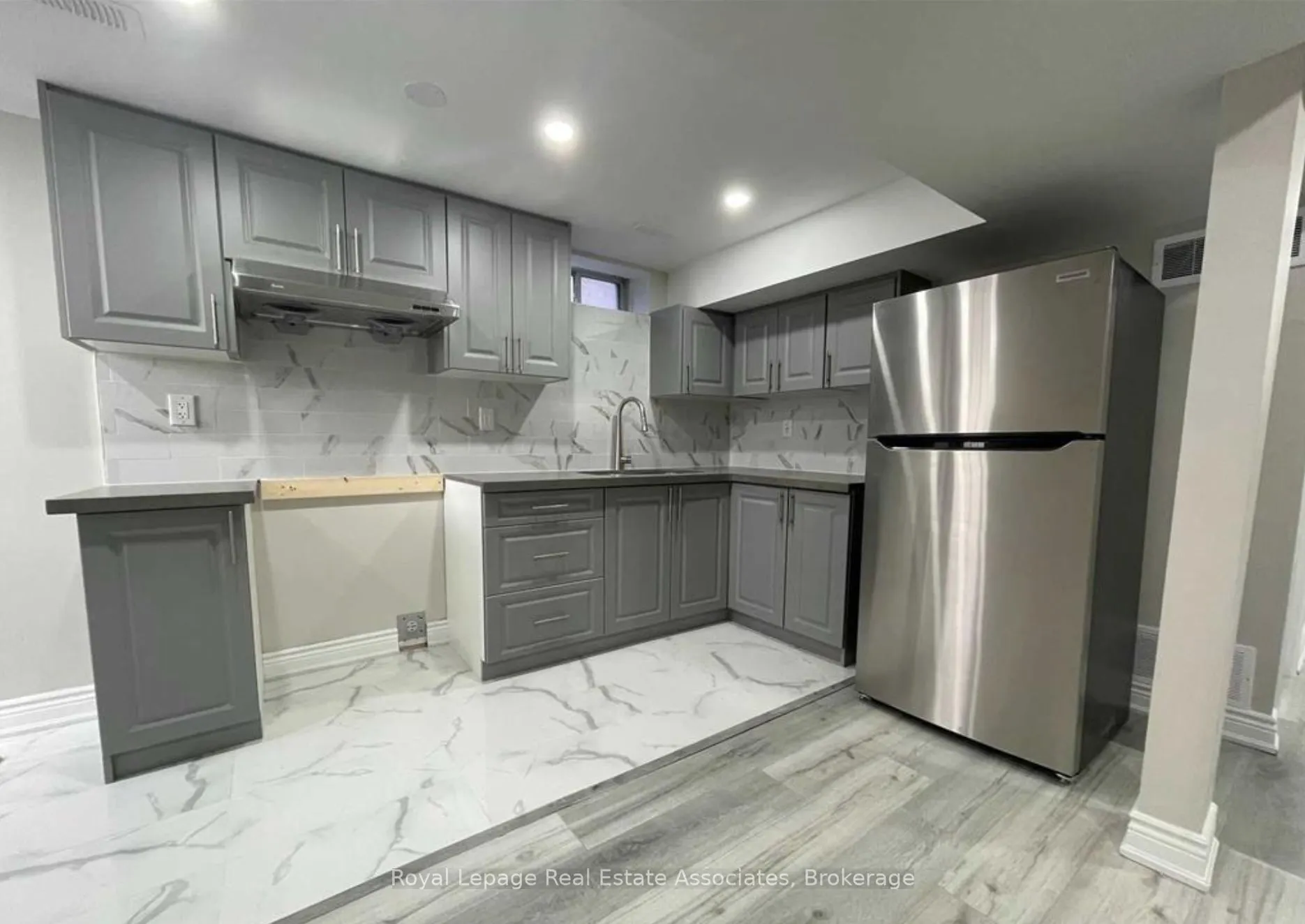 6798 Tassel Crescent, #Basement