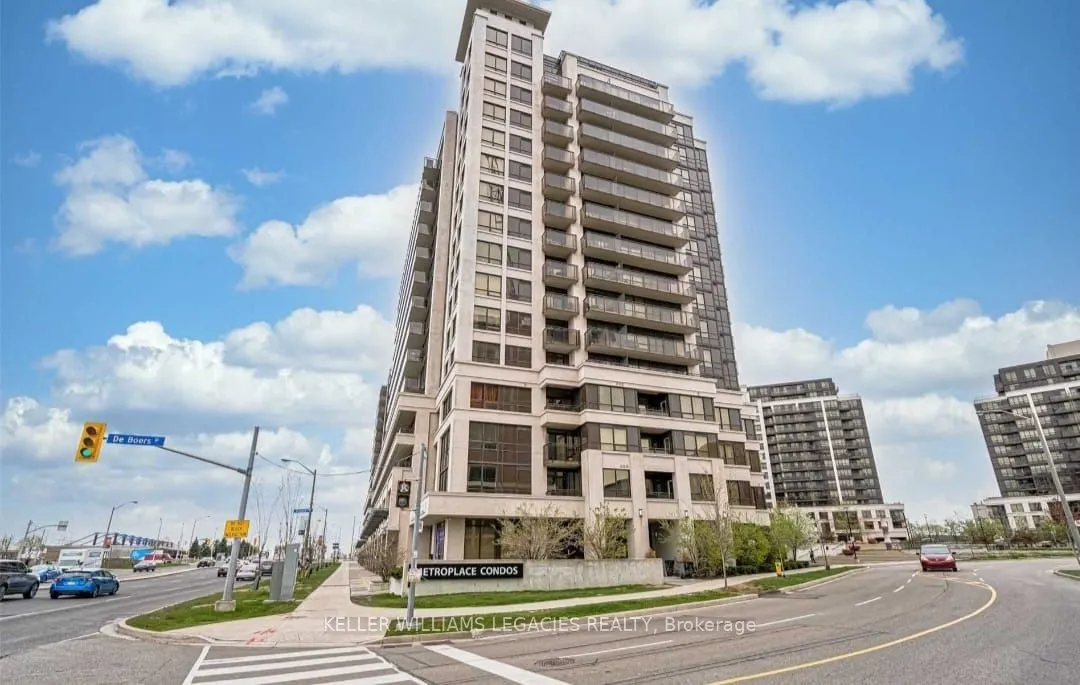 1 De Boers Drive, #805