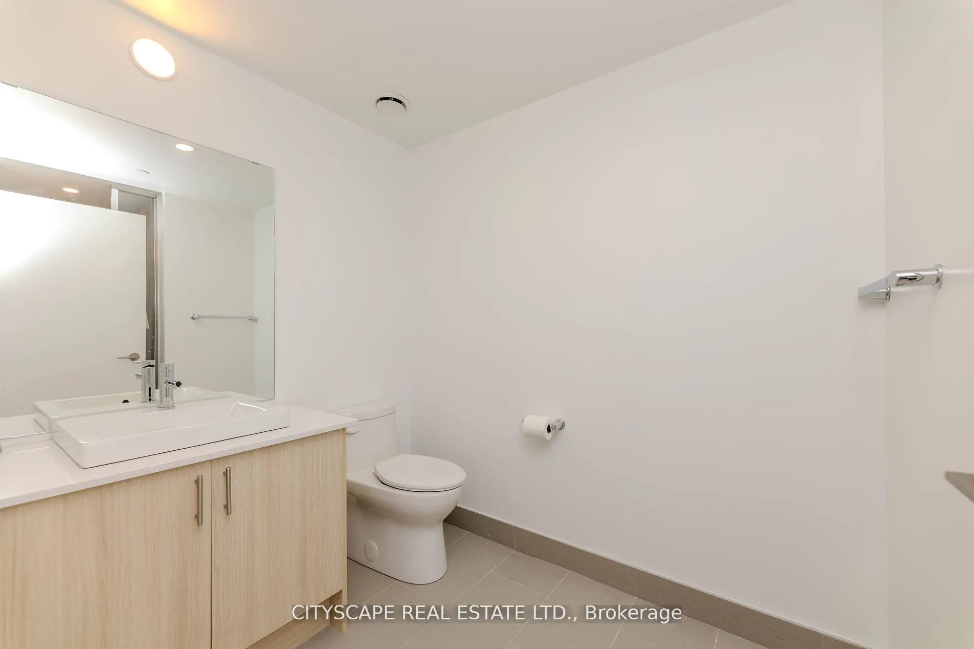 1195 The Queensway Way, #1006