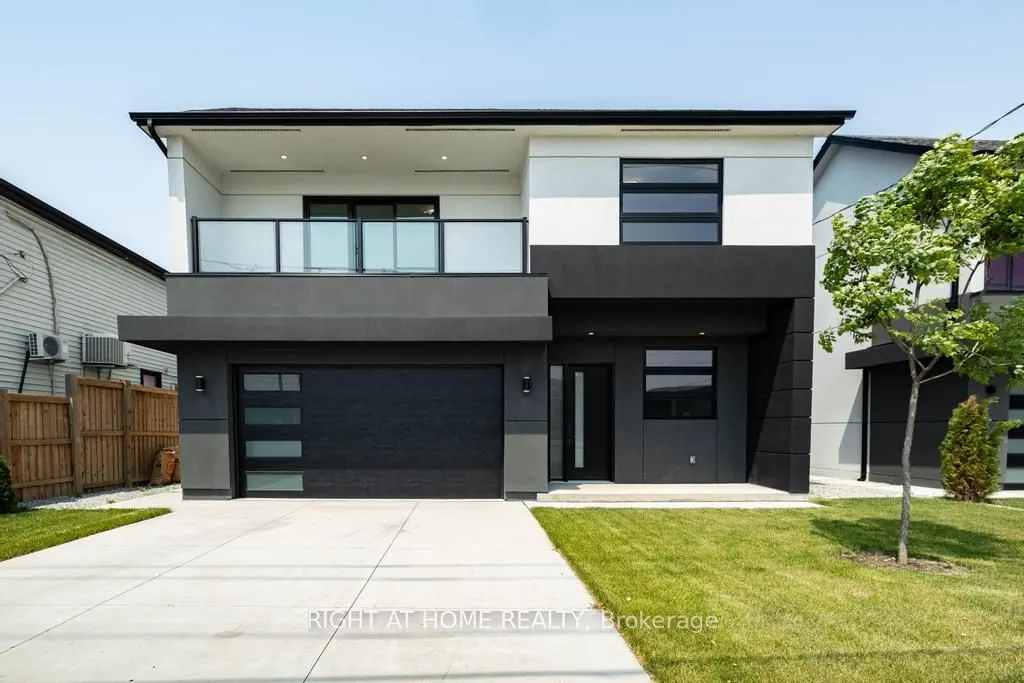 16 Walsh Avenue