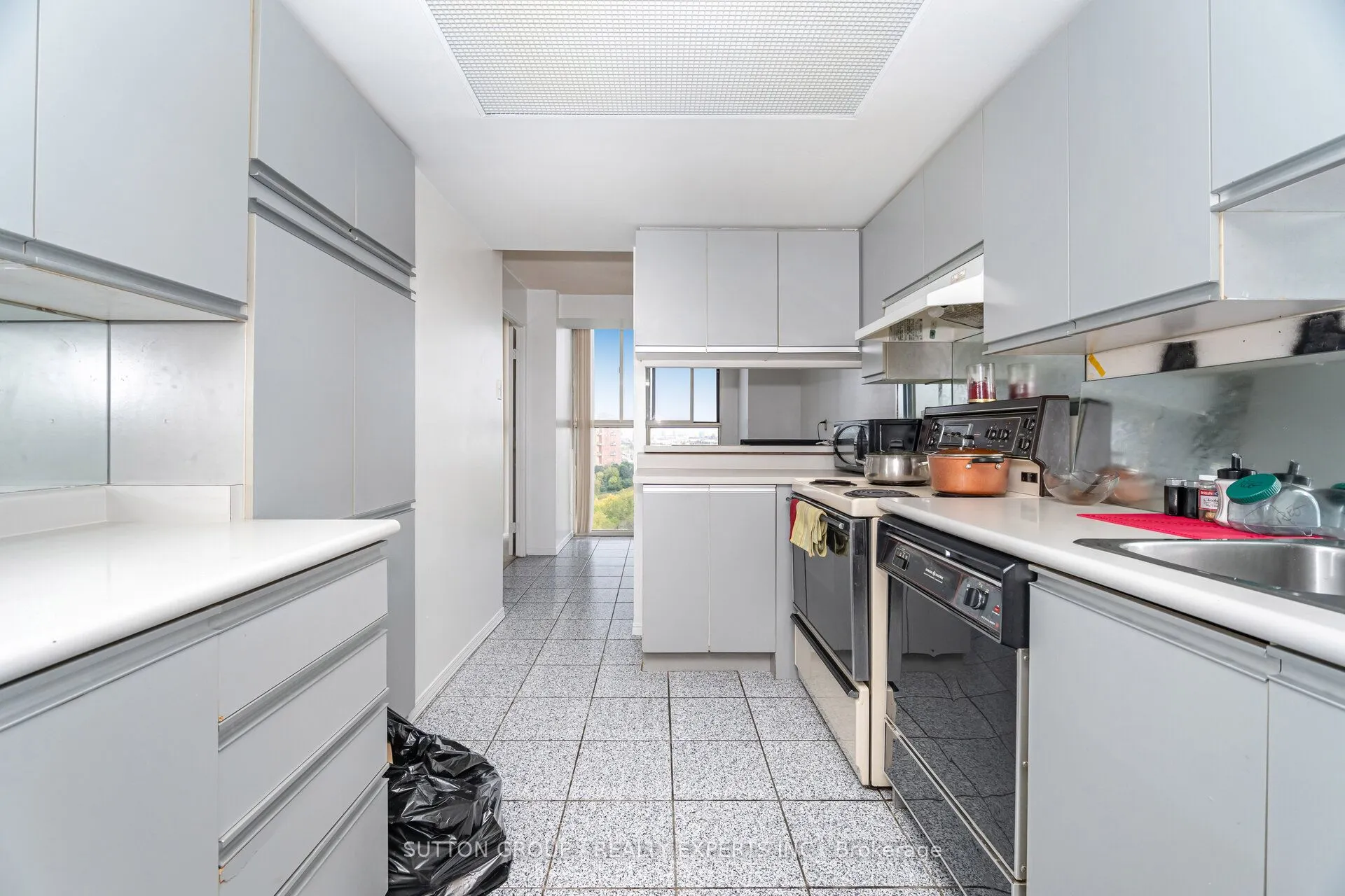 600 Rexdale Boulevard, #LPH2 #1302