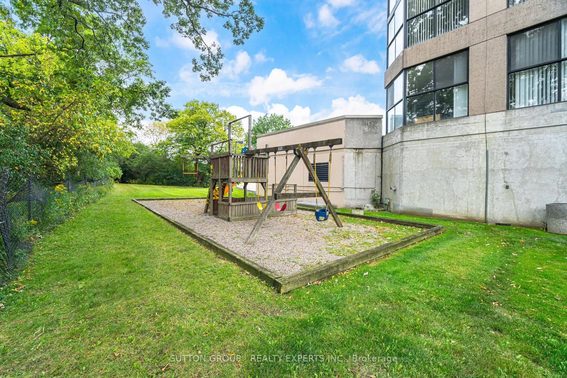 600 Rexdale Boulevard, #LPH2 #1302
