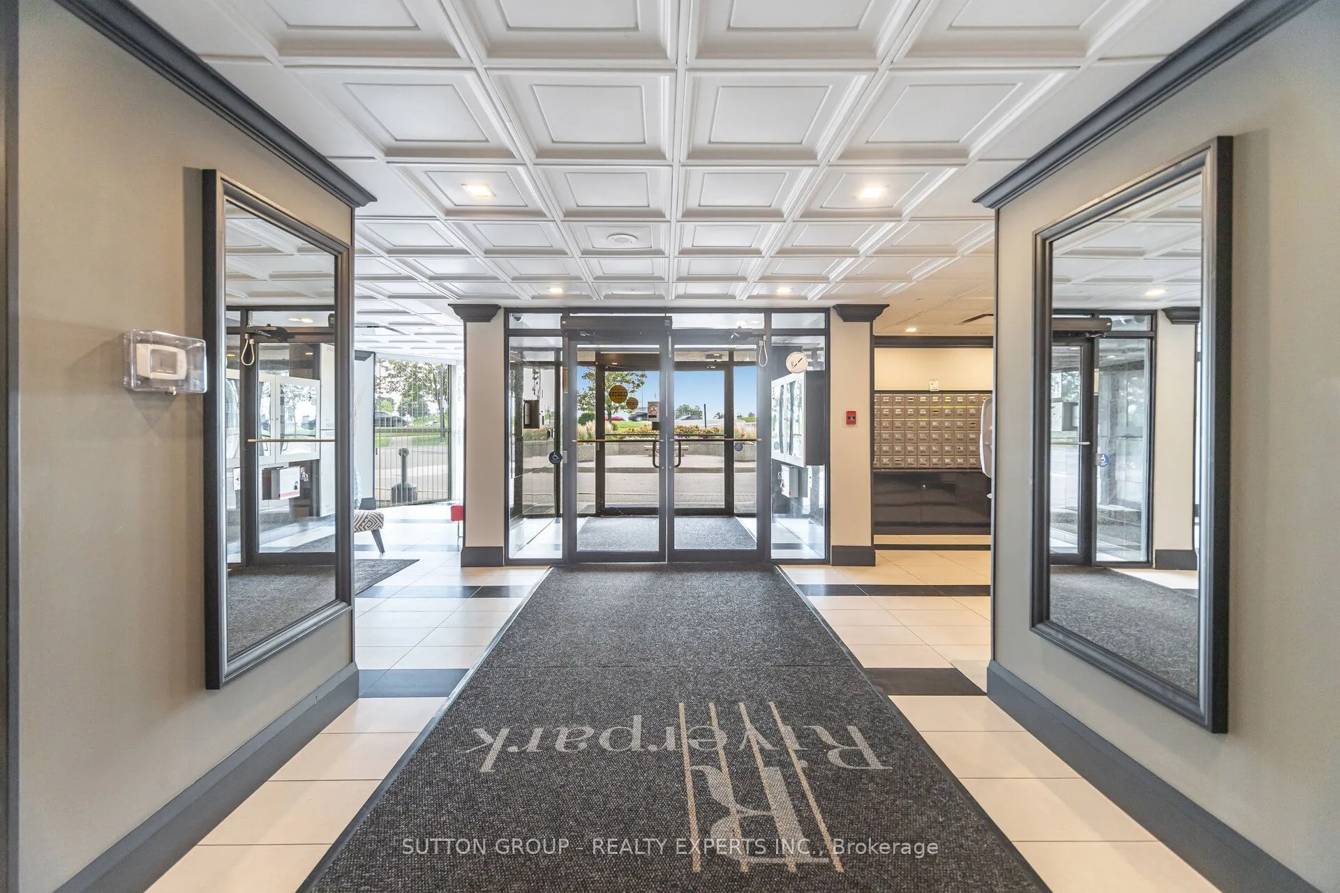 600 Rexdale Boulevard, #LPH2 #1302
