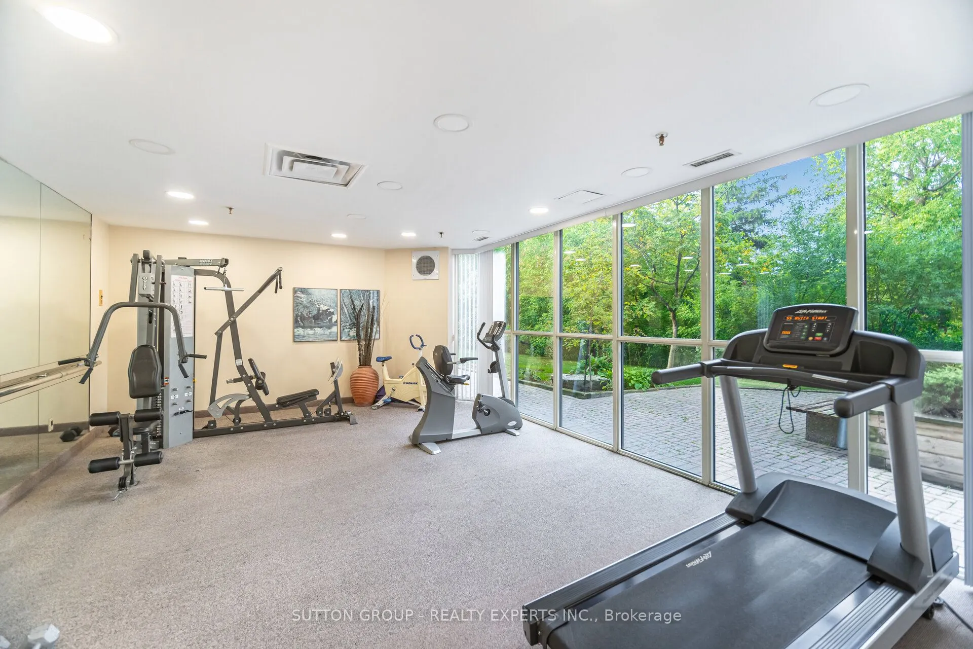 600 Rexdale Boulevard, #LPH2 #1302