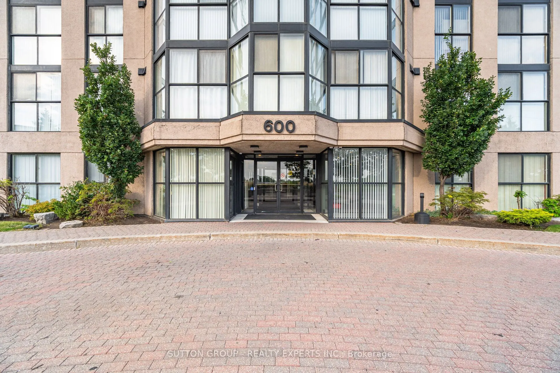 600 Rexdale Boulevard, #LPH2 #1302