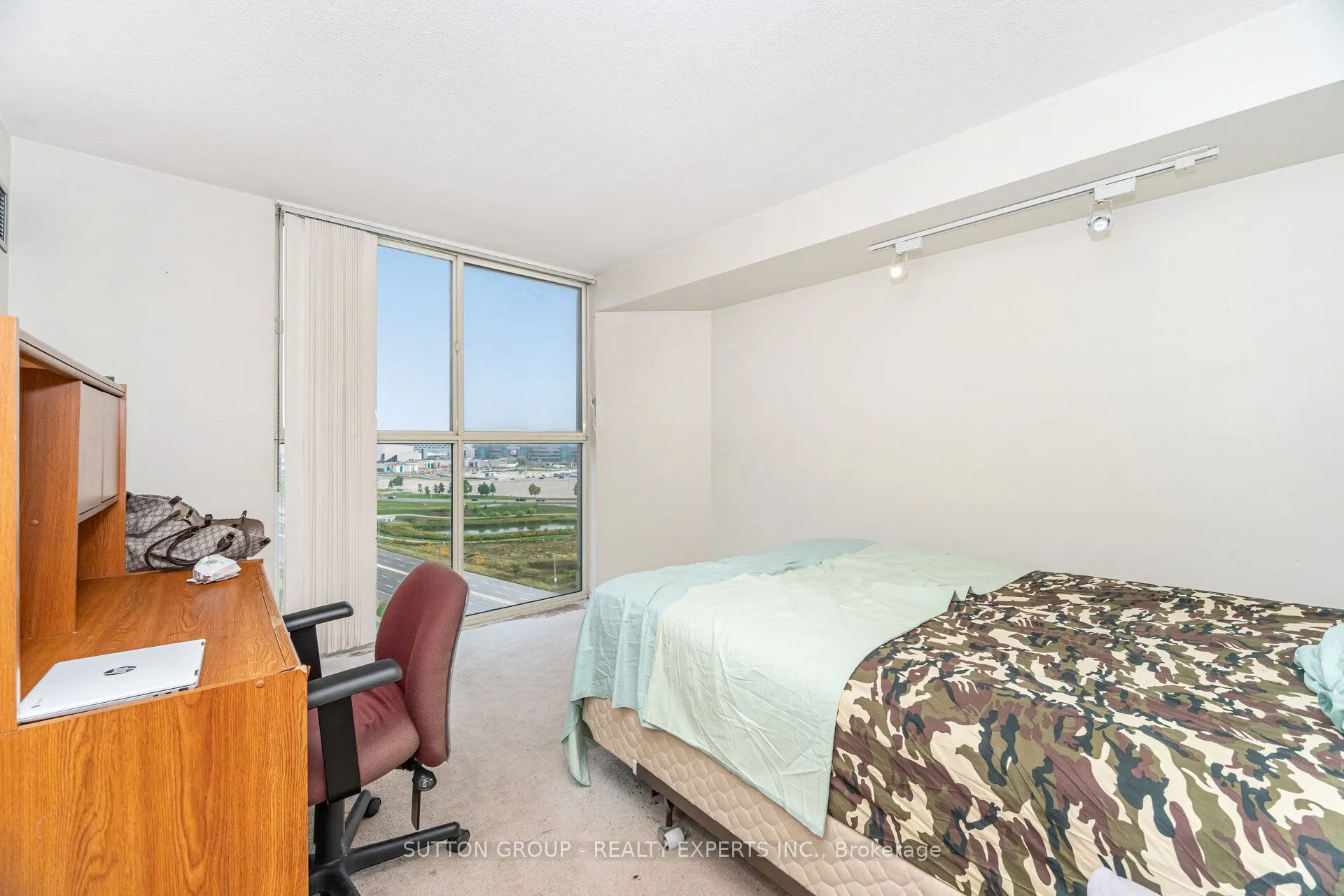 600 Rexdale Boulevard, #LPH2 #1302