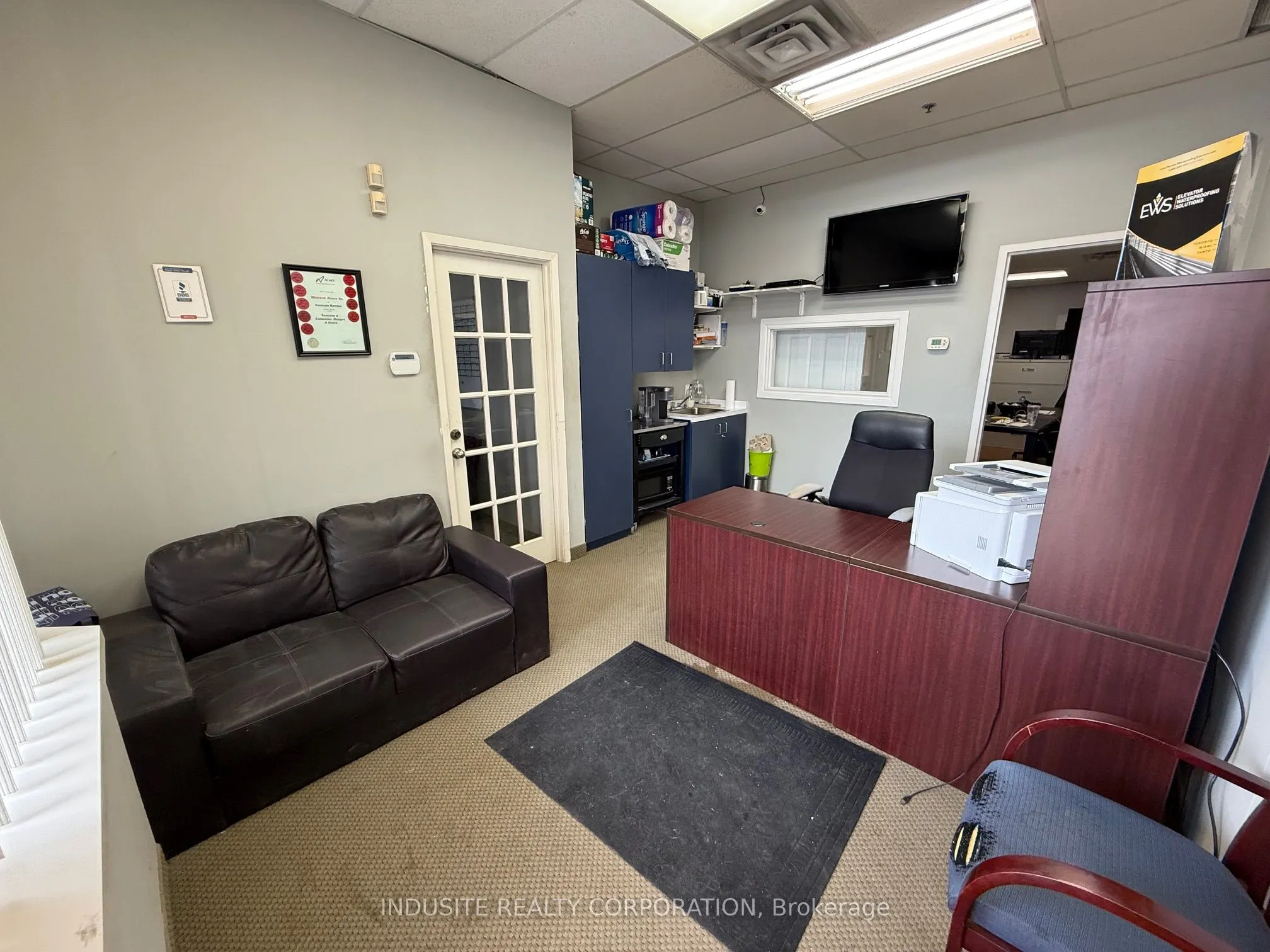 2624 Royal Windsor Drive, #5