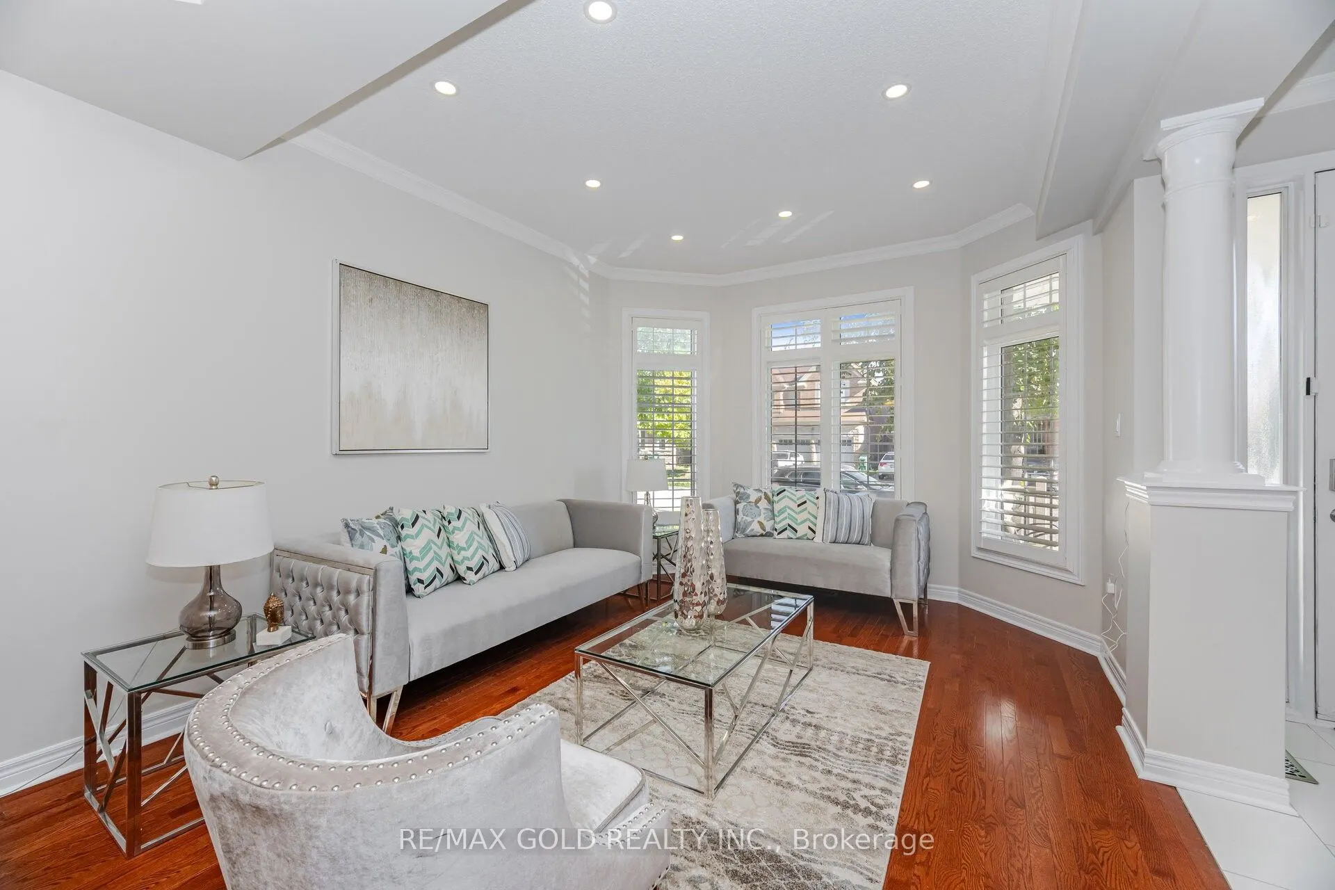 26 Freshmeadow Street