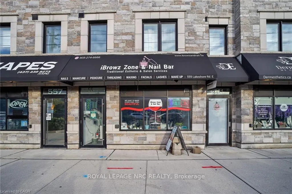 559 Lakeshore Road E