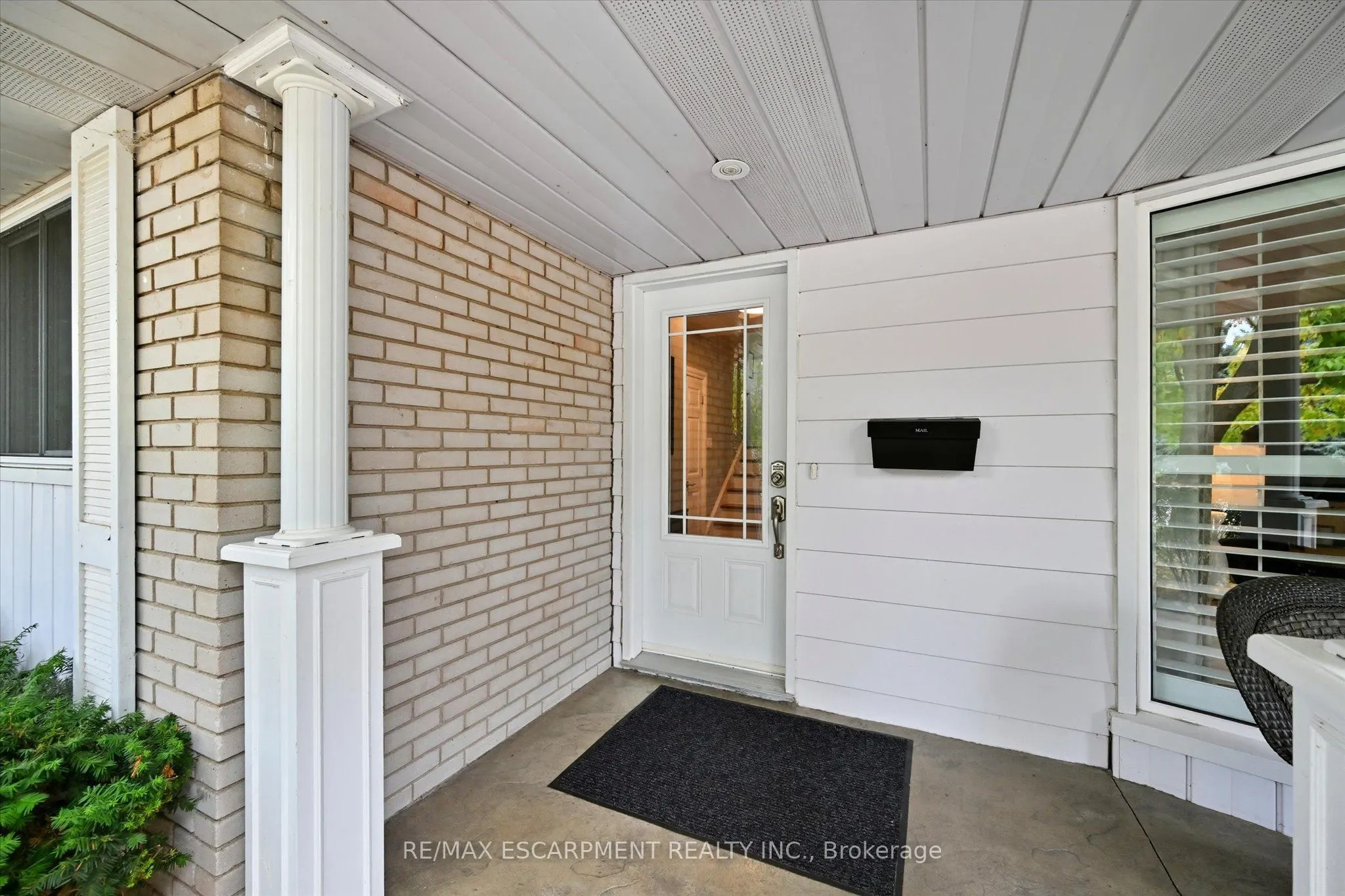 5112 Meadowhill Road