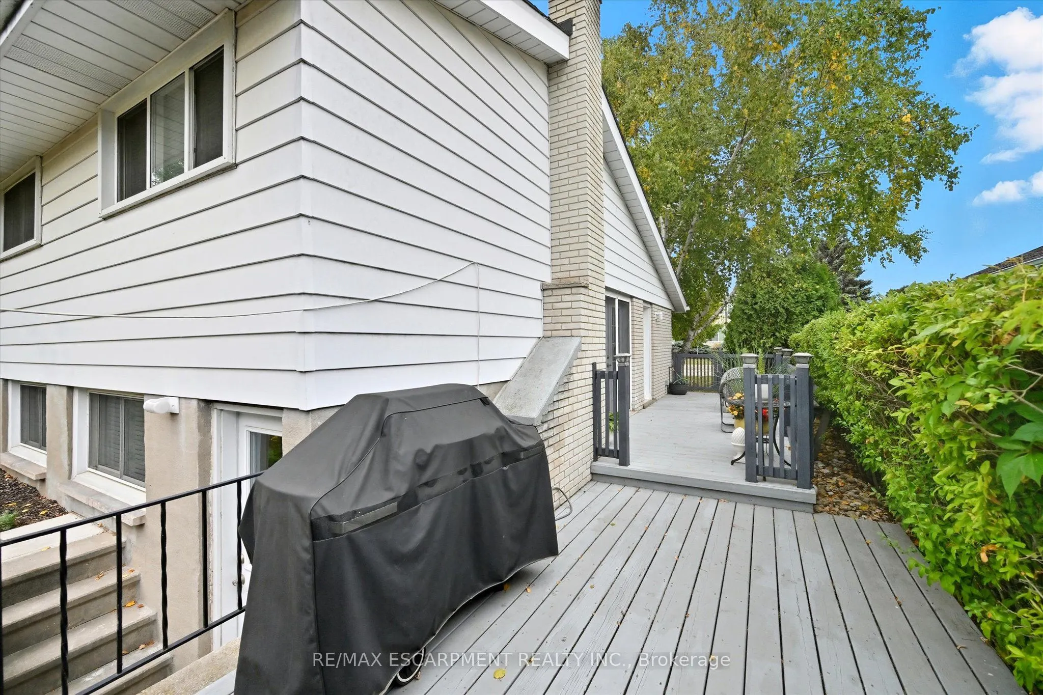 5112 Meadowhill Road