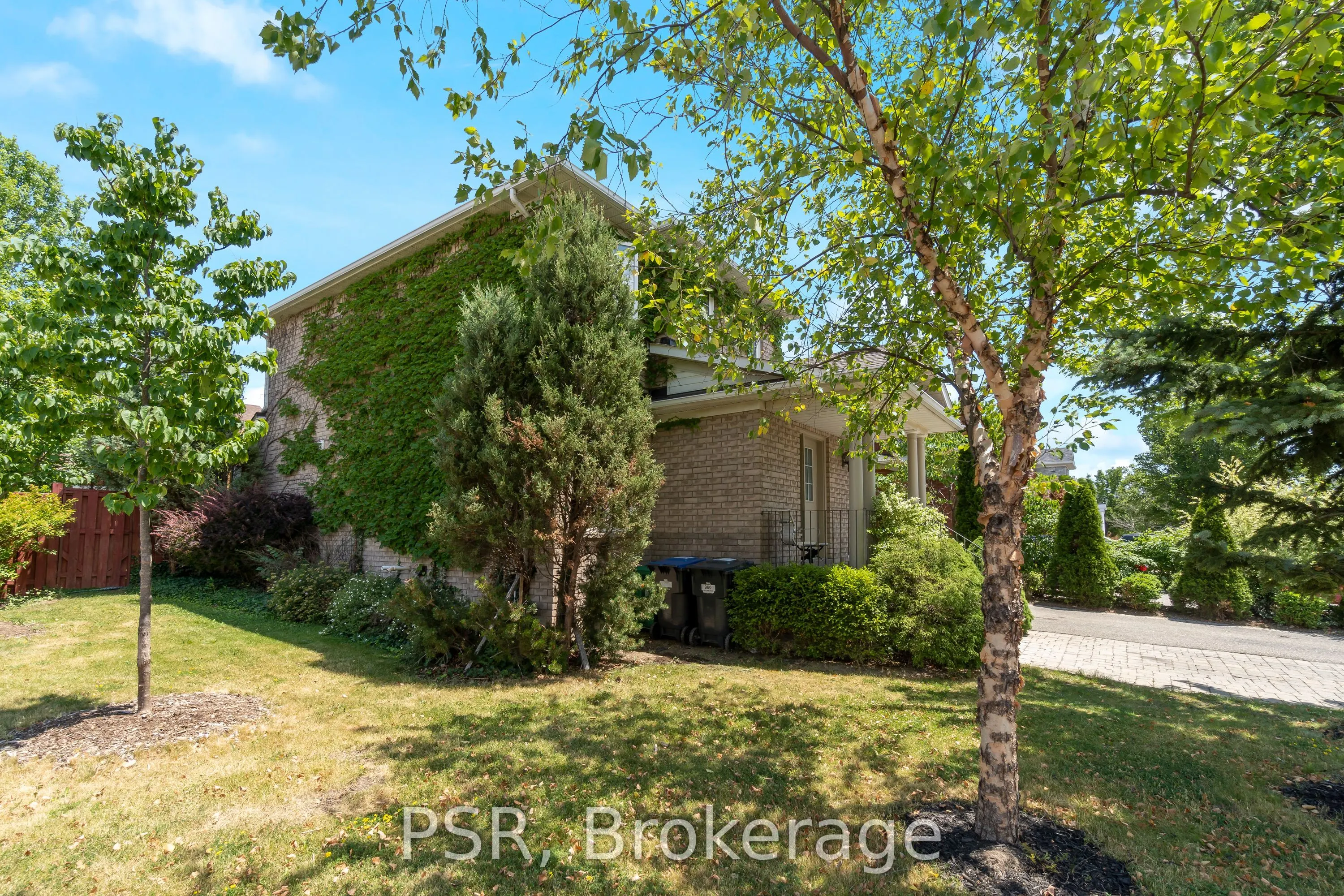 960 Fielder Drive
