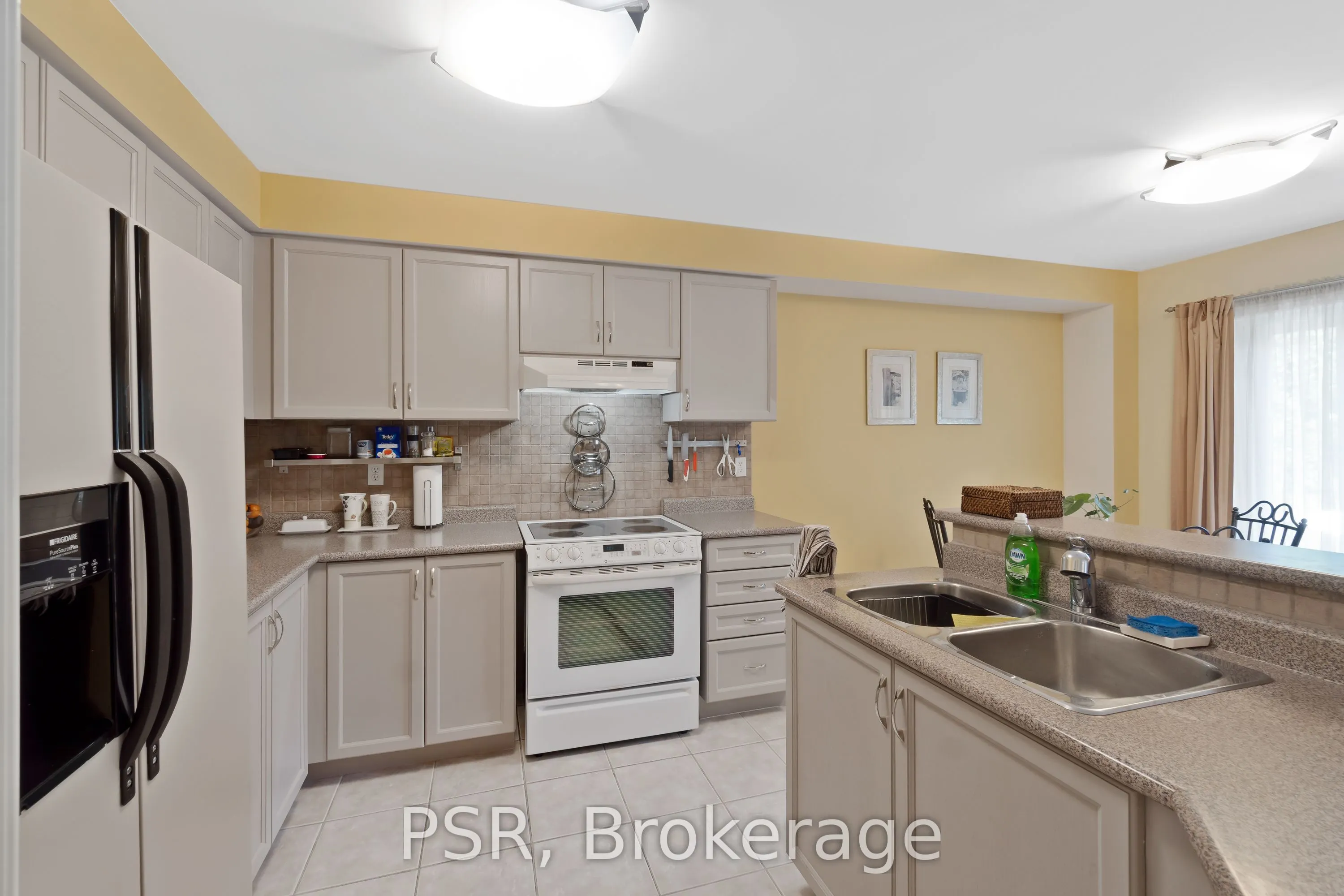 960 Fielder Drive