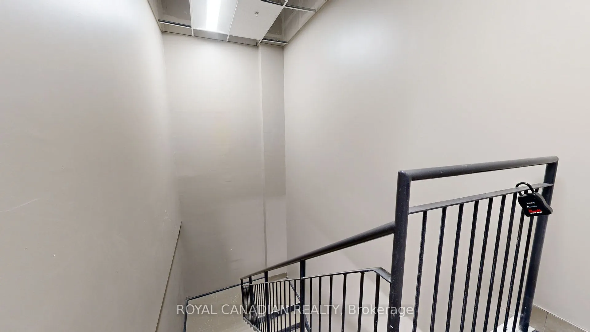 6475 Mayfield Road, #202