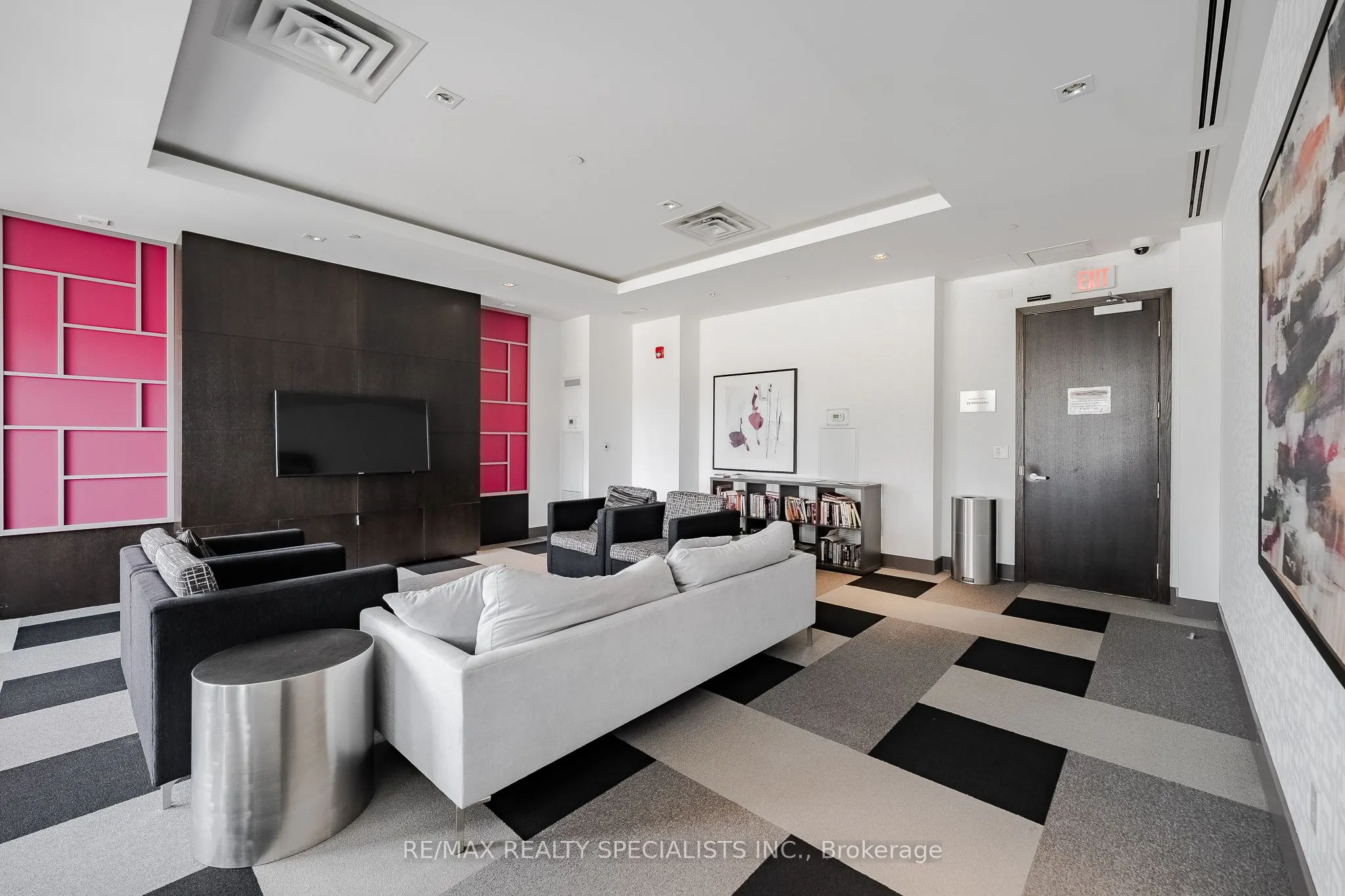 510 Curran Place, #408