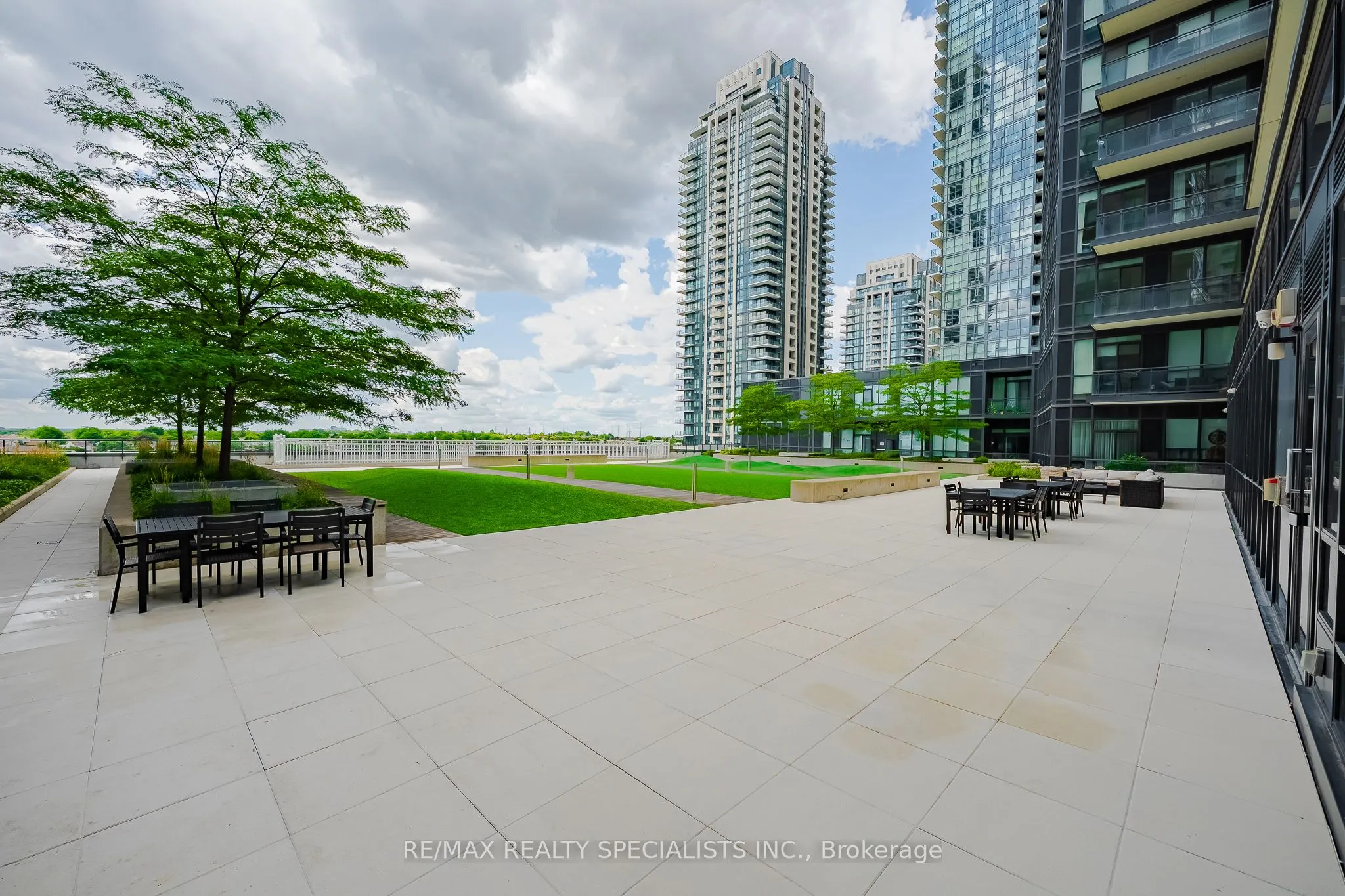 510 Curran Place, #408