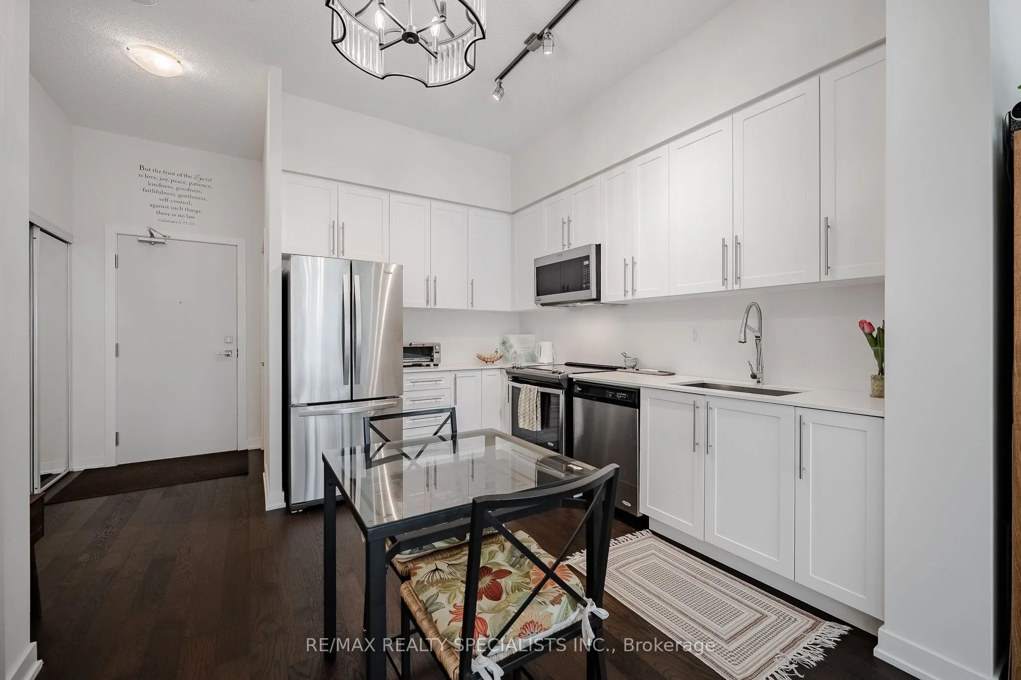 510 Curran Place, #408