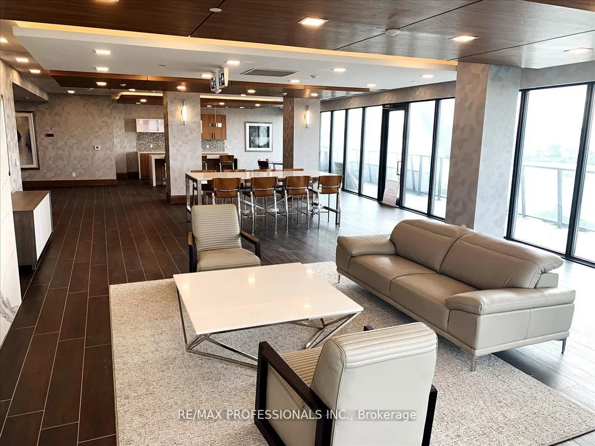 20 Shore Breeze Drive, #1406