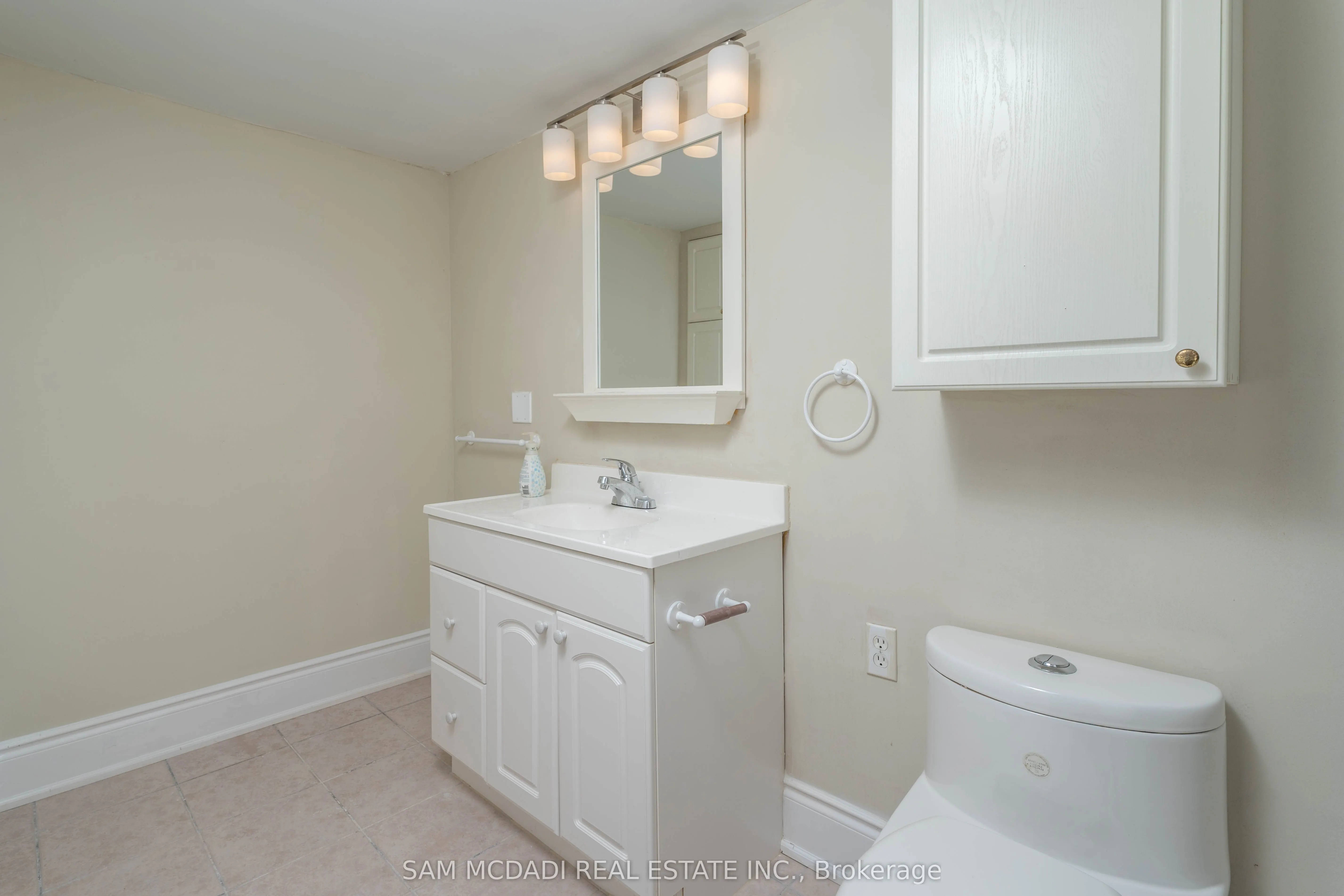 1609 Hollywell Avenue, #Lower