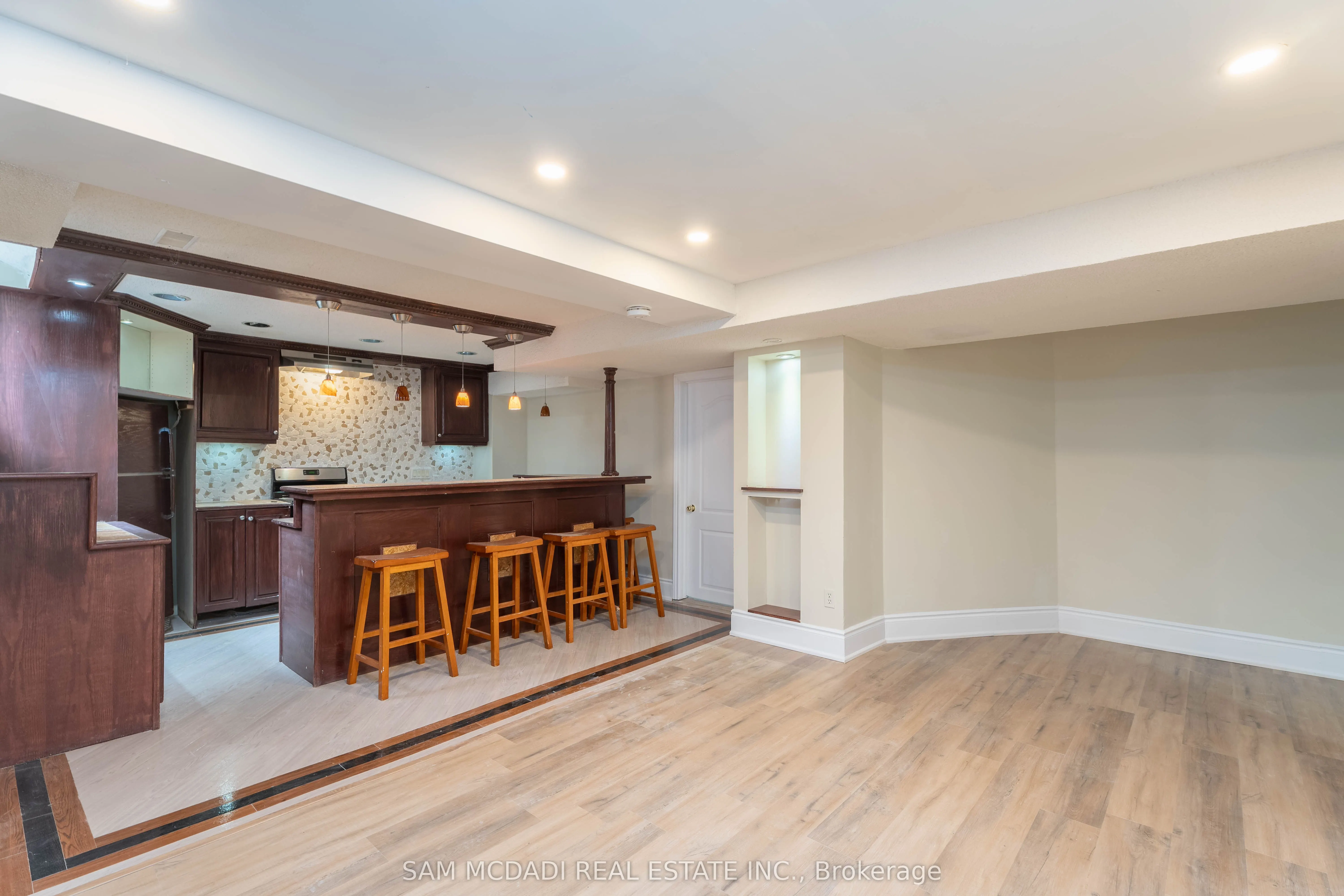 1609 Hollywell Avenue, #Lower
