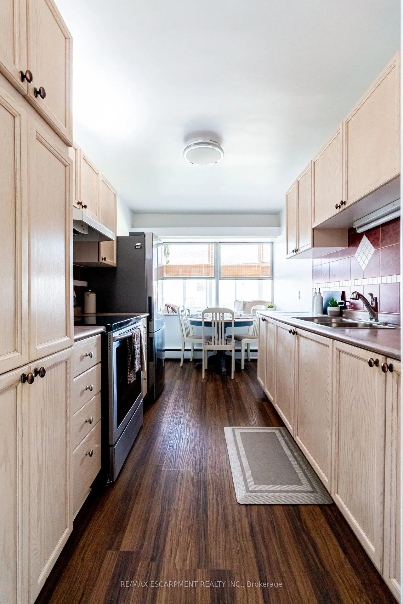 824 Brant Street, #8
