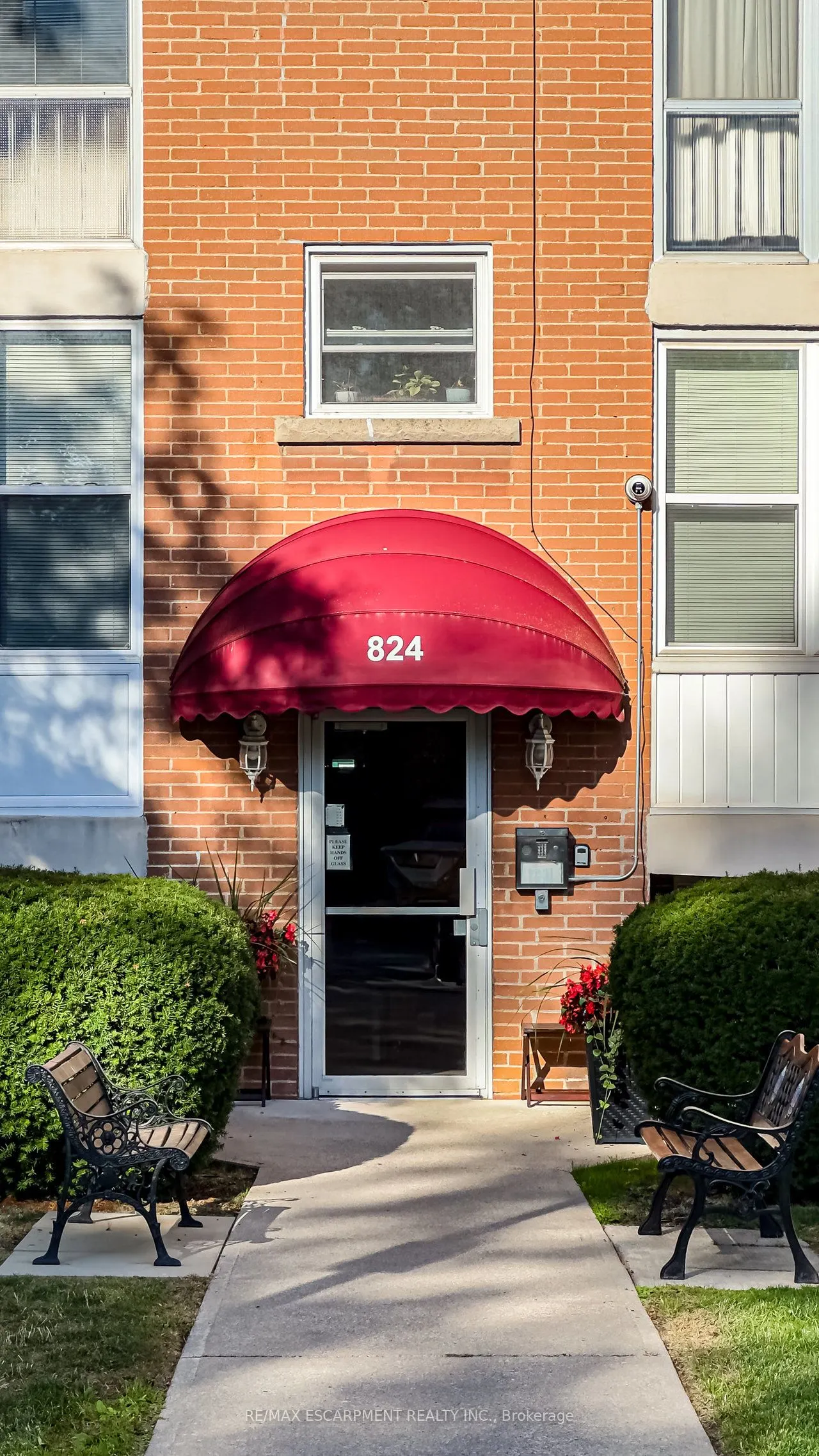 824 Brant Street, #8